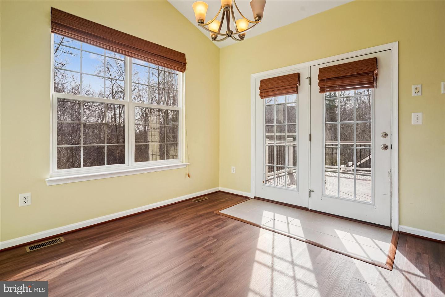 16449 PLUMAGE EAGLE ST, WOODBRIDGE, Virginia 22191, 4 Bedrooms Bedrooms, ,3 BathroomsBathrooms,Residential,For sale,16449 PLUMAGE EAGLE ST,VAPW2111200 MLS # VAPW2111200