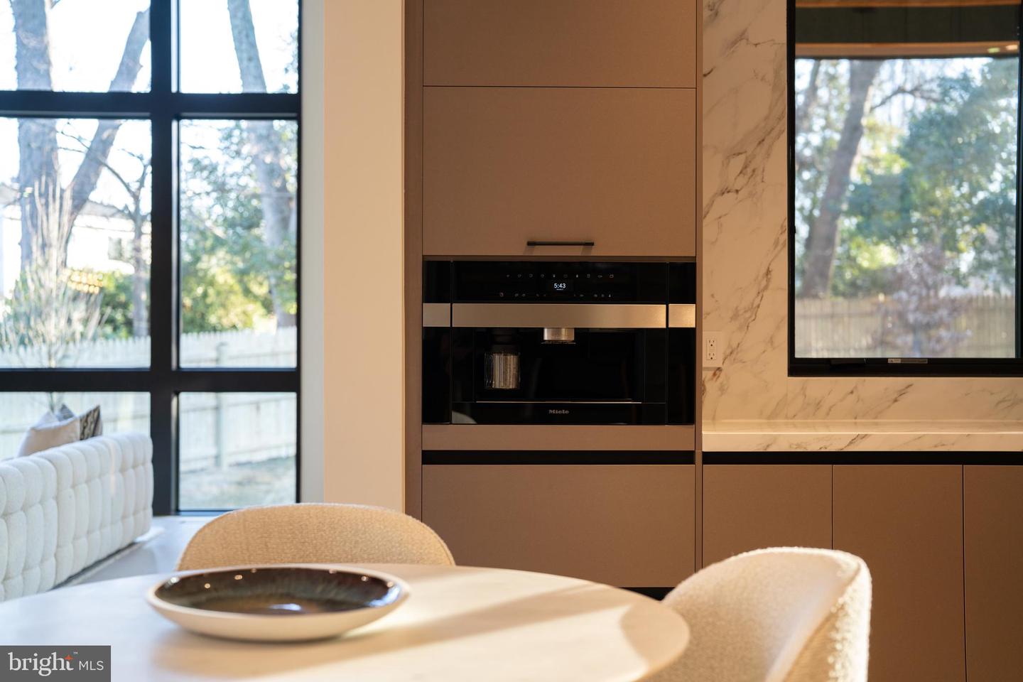 7103 WESTBURY RD, MCLEAN, Virginia 22101, 6 Bedrooms Bedrooms, ,6 BathroomsBathrooms,Residential,For sale,7103 WESTBURY RD,VAFX2287472 MLS # VAFX2287472