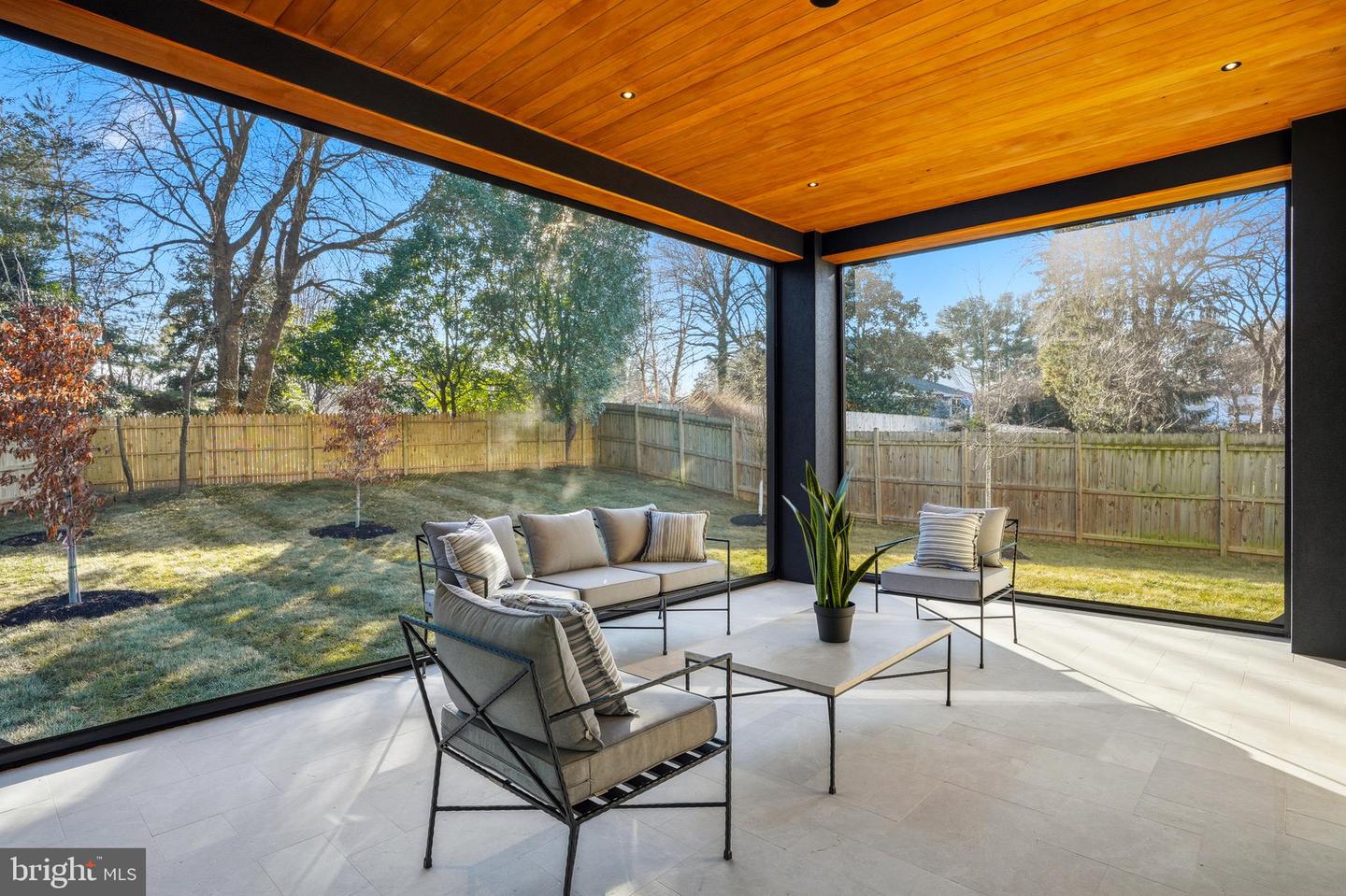 7103 WESTBURY RD, MCLEAN, Virginia 22101, 6 Bedrooms Bedrooms, ,6 BathroomsBathrooms,Residential,For sale,7103 WESTBURY RD,VAFX2287472 MLS # VAFX2287472