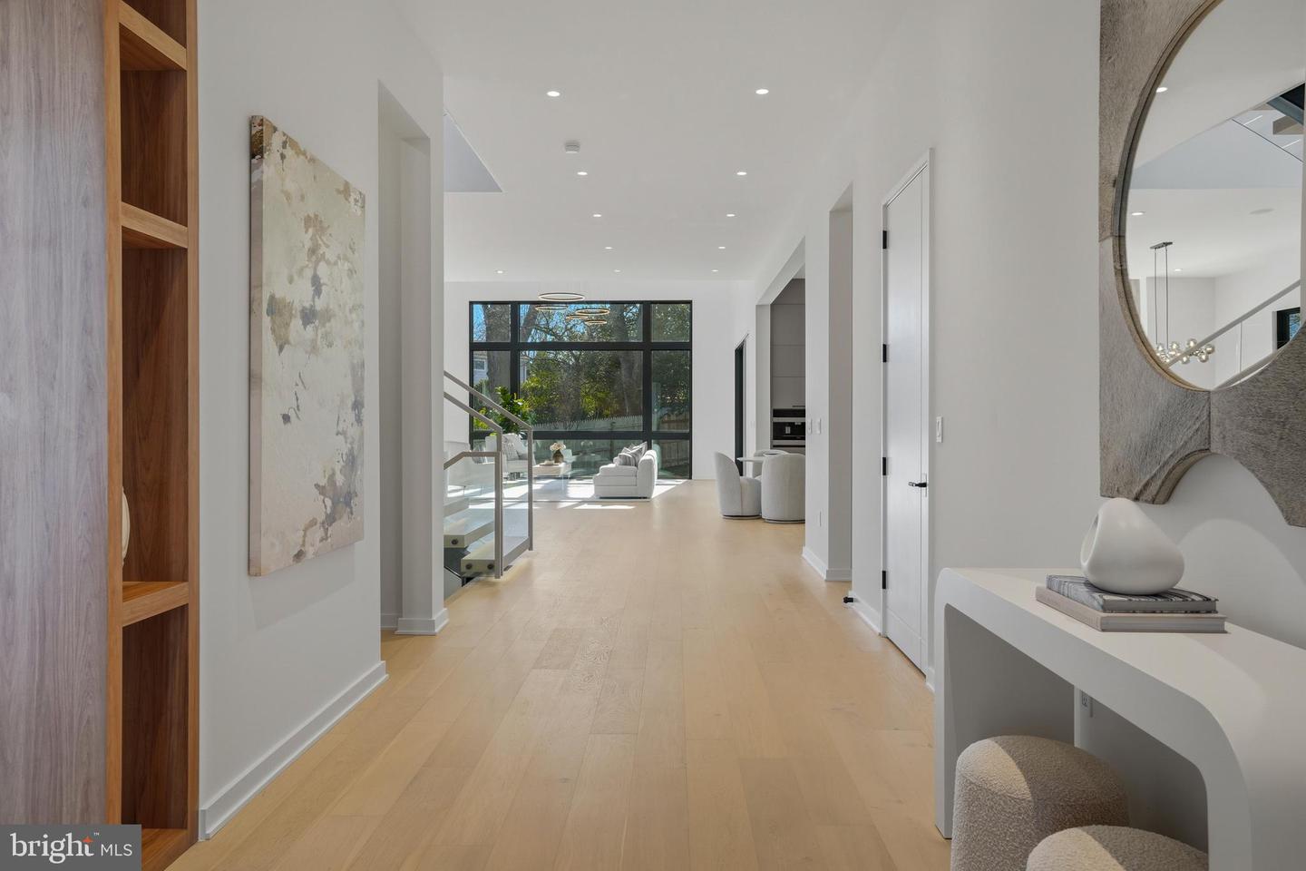 7103 WESTBURY RD, MCLEAN, Virginia 22101, 6 Bedrooms Bedrooms, ,6 BathroomsBathrooms,Residential,For sale,7103 WESTBURY RD,VAFX2287472 MLS # VAFX2287472