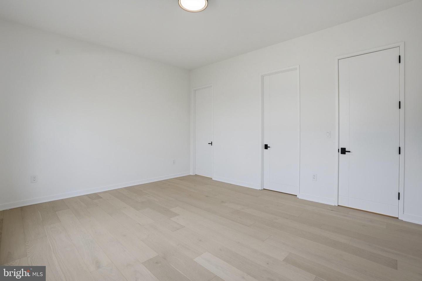 7103 WESTBURY RD, MCLEAN, Virginia 22101, 6 Bedrooms Bedrooms, ,6 BathroomsBathrooms,Residential,For sale,7103 WESTBURY RD,VAFX2287472 MLS # VAFX2287472