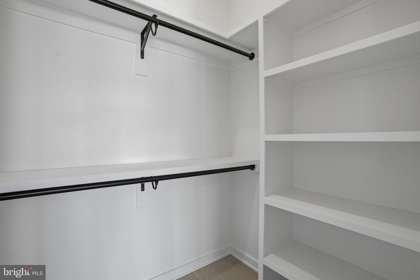 7103 WESTBURY RD, MCLEAN, Virginia 22101, 6 Bedrooms Bedrooms, ,6 BathroomsBathrooms,Residential,For sale,7103 WESTBURY RD,VAFX2287472 MLS # VAFX2287472