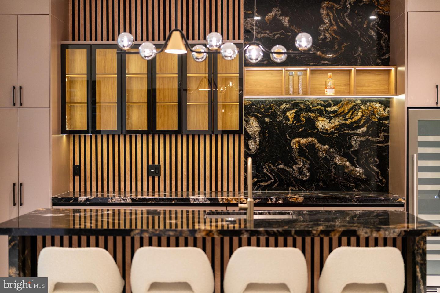 7103 WESTBURY RD, MCLEAN, Virginia 22101, 6 Bedrooms Bedrooms, ,6 BathroomsBathrooms,Residential,For sale,7103 WESTBURY RD,VAFX2287472 MLS # VAFX2287472