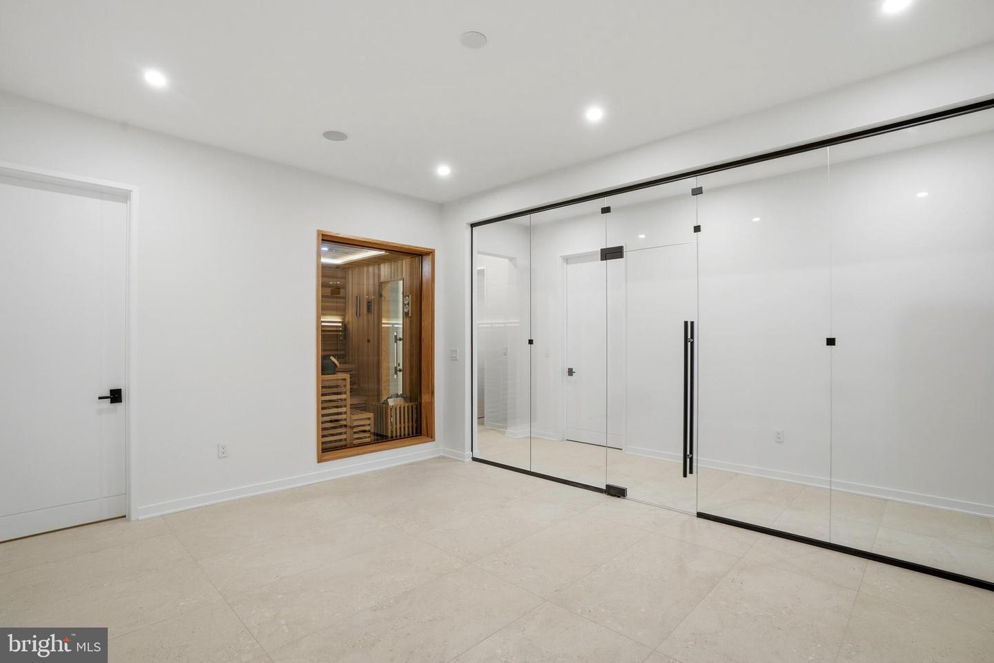 7103 WESTBURY RD, MCLEAN, Virginia 22101, 6 Bedrooms Bedrooms, ,6 BathroomsBathrooms,Residential,For sale,7103 WESTBURY RD,VAFX2287472 MLS # VAFX2287472