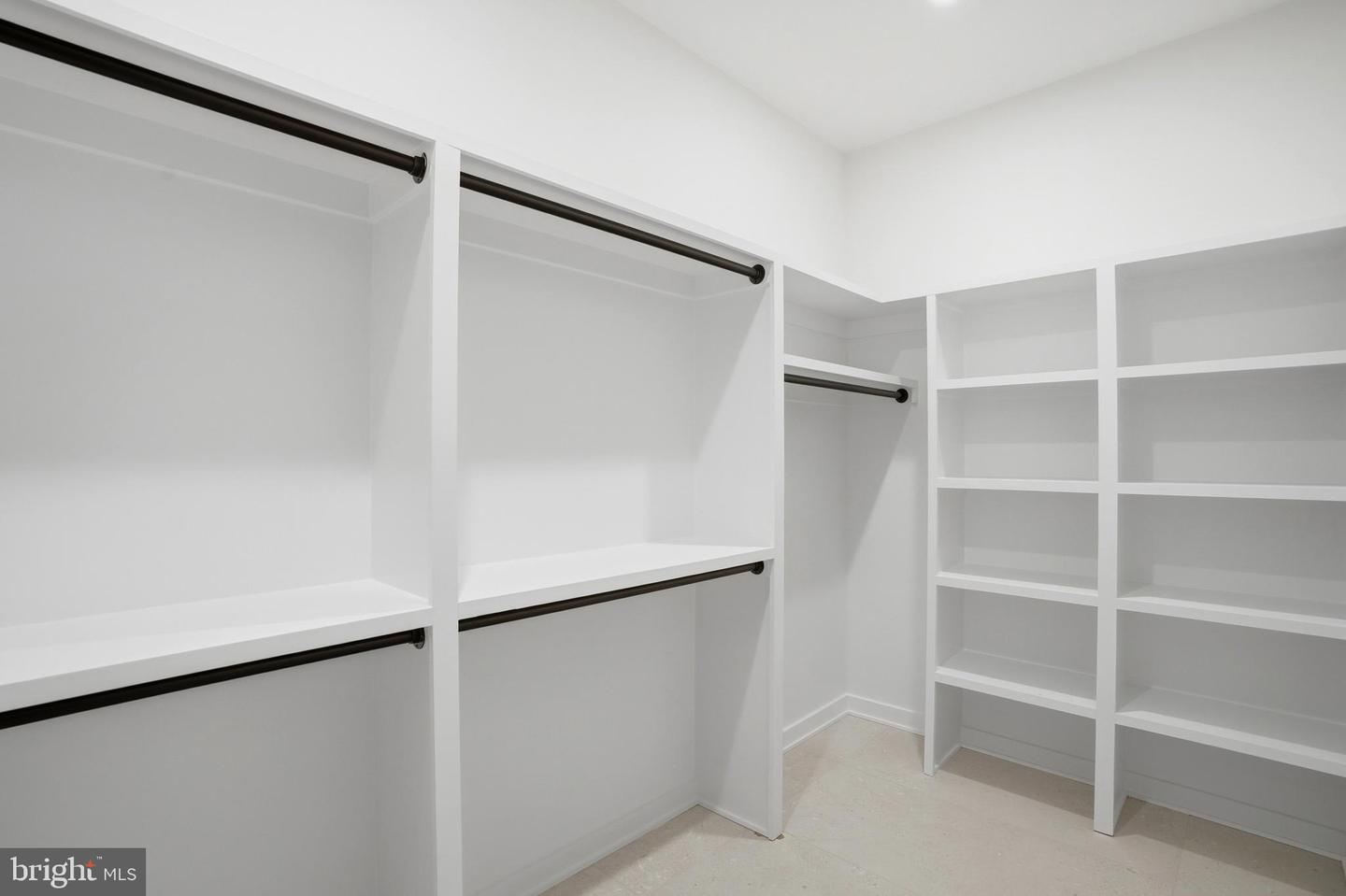 7103 WESTBURY RD, MCLEAN, Virginia 22101, 6 Bedrooms Bedrooms, ,6 BathroomsBathrooms,Residential,For sale,7103 WESTBURY RD,VAFX2287472 MLS # VAFX2287472