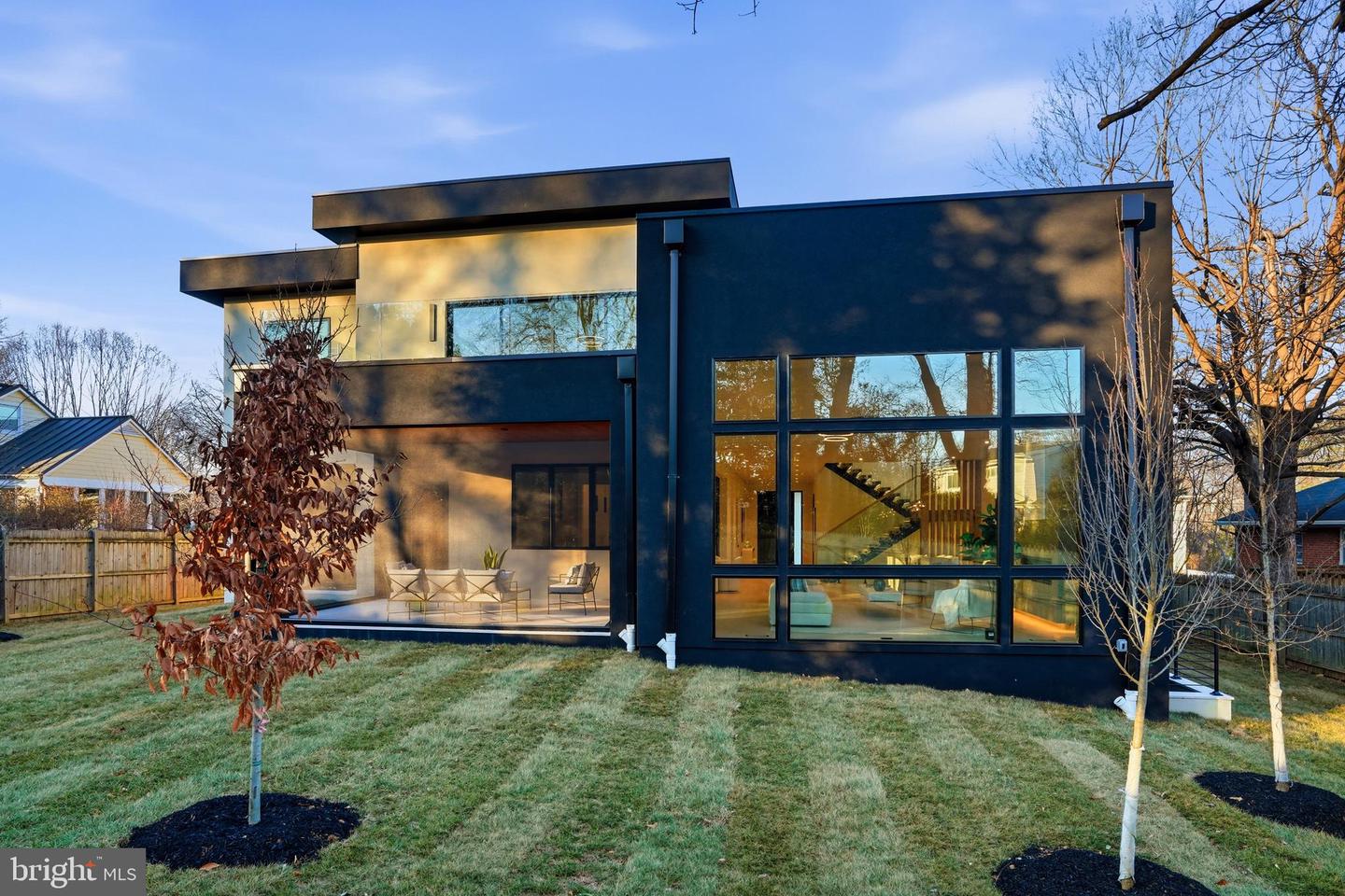 7103 WESTBURY RD, MCLEAN, Virginia 22101, 6 Bedrooms Bedrooms, ,6 BathroomsBathrooms,Residential,For sale,7103 WESTBURY RD,VAFX2287472 MLS # VAFX2287472