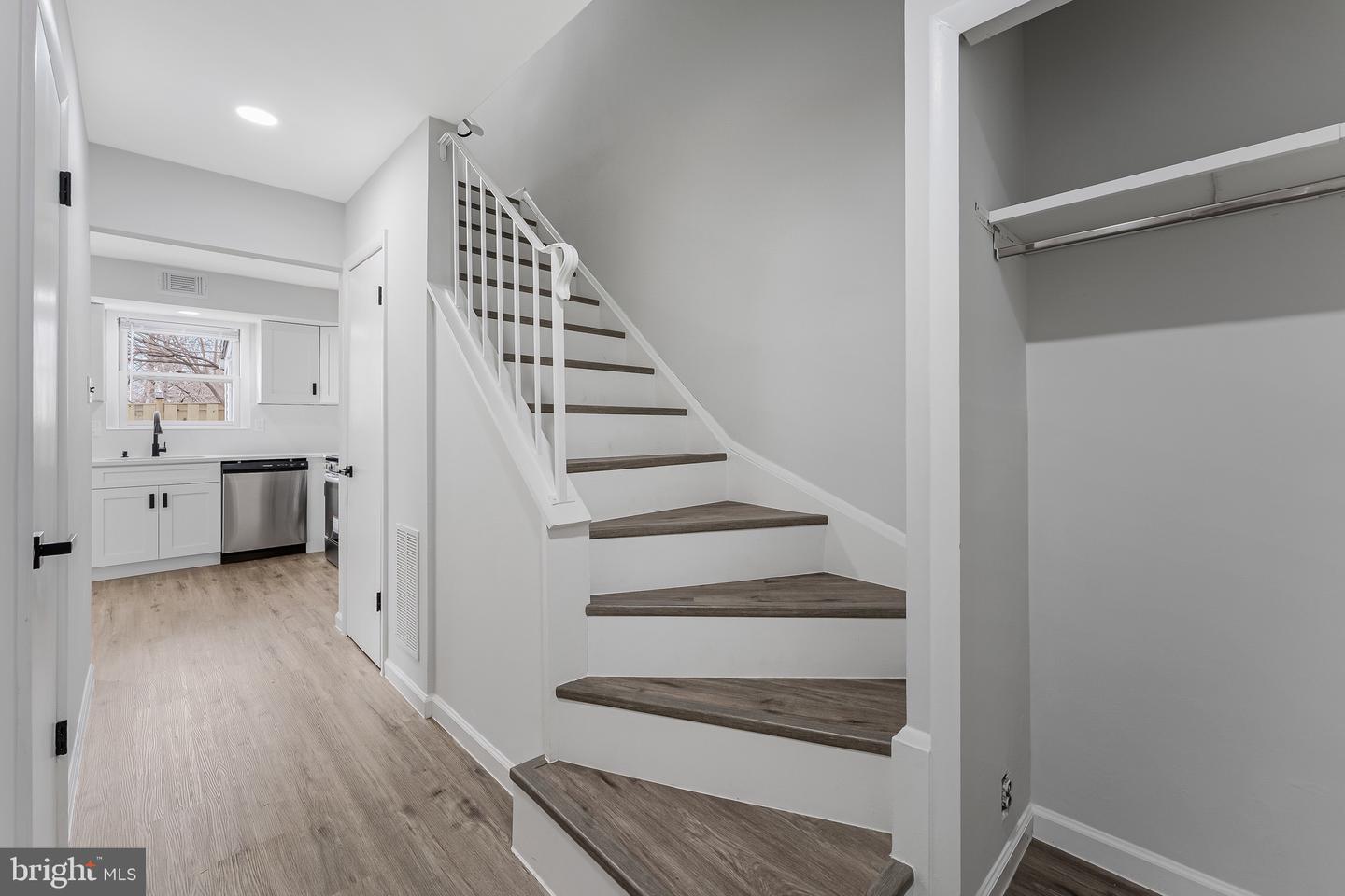 920 WINDSOR CT, STERLING, Virginia 20164, 3 Bedrooms Bedrooms, ,2 BathroomsBathrooms,Residential,For sale,920 WINDSOR CT,VALO2114628 MLS # VALO2114628 920 WINDSOR CT, STERLING, Virginia 20164, 3 Bedrooms Bedrooms, ,2 BathroomsBathrooms,Residential,For sale,920 WINDSOR CT,VALO2114628 MLS # VALO2114628