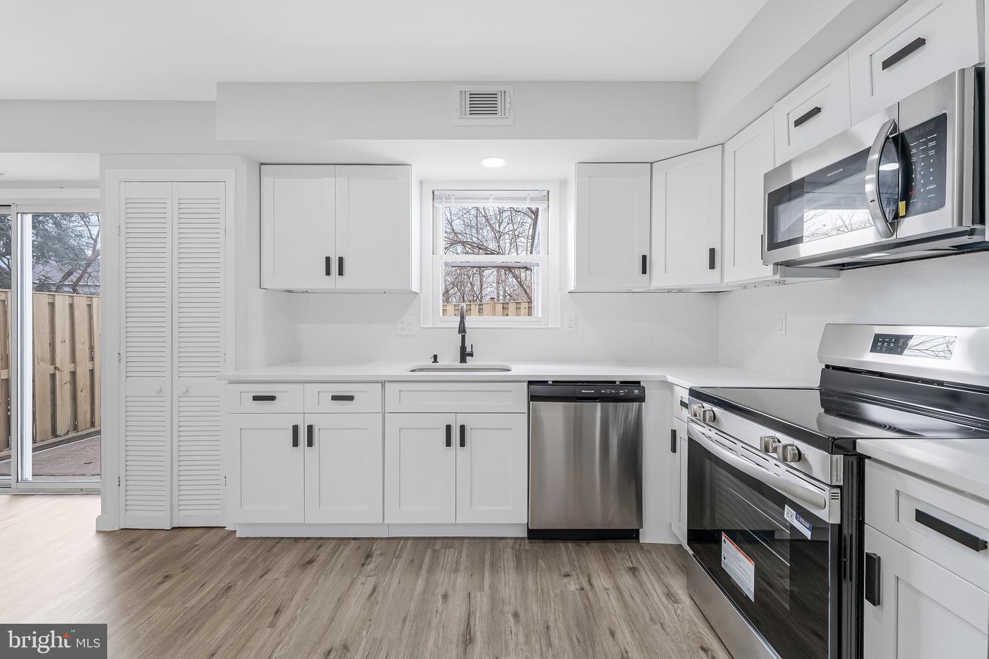 920 WINDSOR CT, STERLING, Virginia 20164, 3 Bedrooms Bedrooms, ,2 BathroomsBathrooms,Residential,For sale,920 WINDSOR CT,VALO2114628 MLS # VALO2114628 920 WINDSOR CT, STERLING, Virginia 20164, 3 Bedrooms Bedrooms, ,2 BathroomsBathrooms,Residential,For sale,920 WINDSOR CT,VALO2114628 MLS # VALO2114628