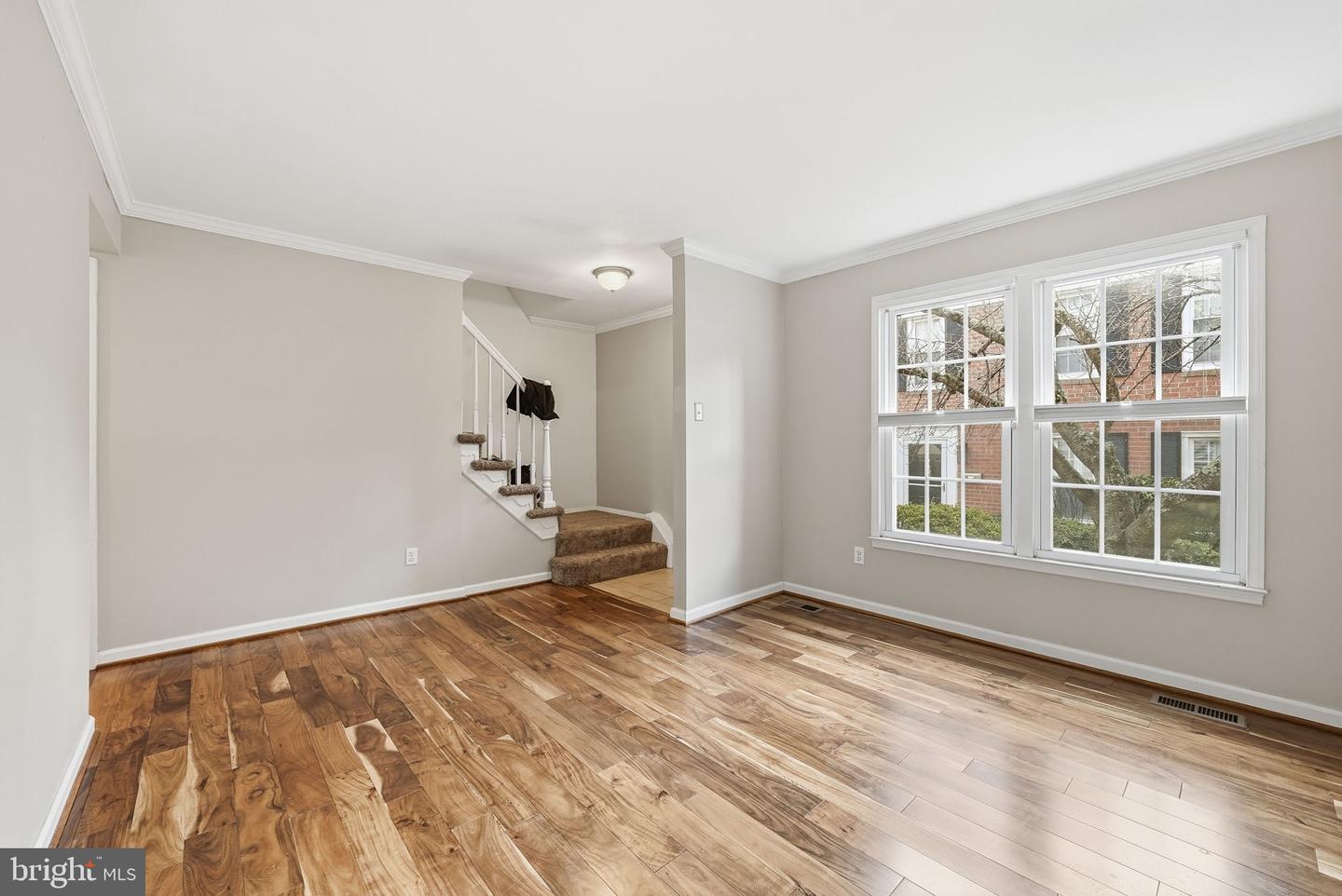 11872 SAINT TRINIANS CT, RESTON, Virginia 20191, 3 Bedrooms Bedrooms, ,2 BathroomsBathrooms,Residential,For sale,11872 SAINT TRINIANS CT,VAFX2287526 MLS # VAFX2287526