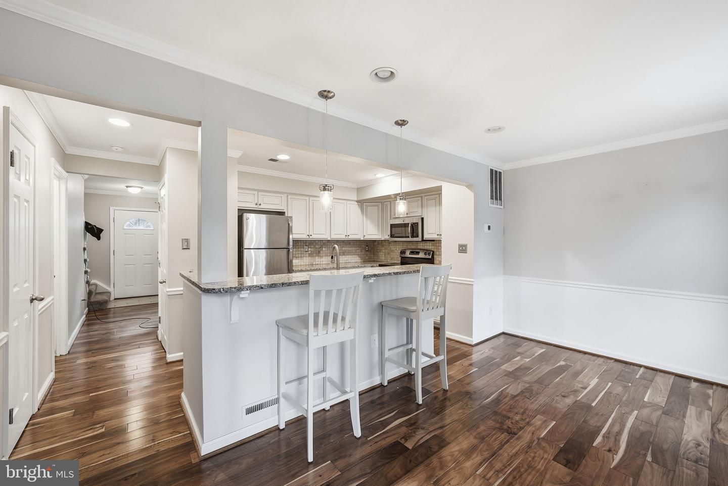 11872 SAINT TRINIANS CT, RESTON, Virginia 20191, 3 Bedrooms Bedrooms, ,2 BathroomsBathrooms,Residential,For sale,11872 SAINT TRINIANS CT,VAFX2287526 MLS # VAFX2287526