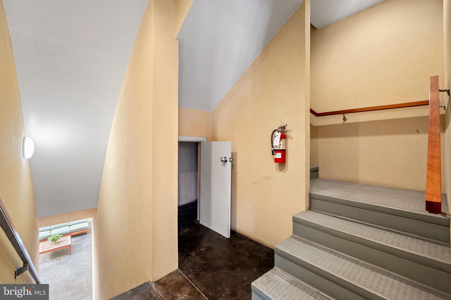 2351 CHAMPLAIN ST NW #C4, WASHINGTON, District Of Columbia 20009, 1 Bedroom Bedrooms, ,1 BathroomBathrooms,Residential,For sale,2351 CHAMPLAIN ST NW #C4,DCDC2243204 MLS # DCDC2243204