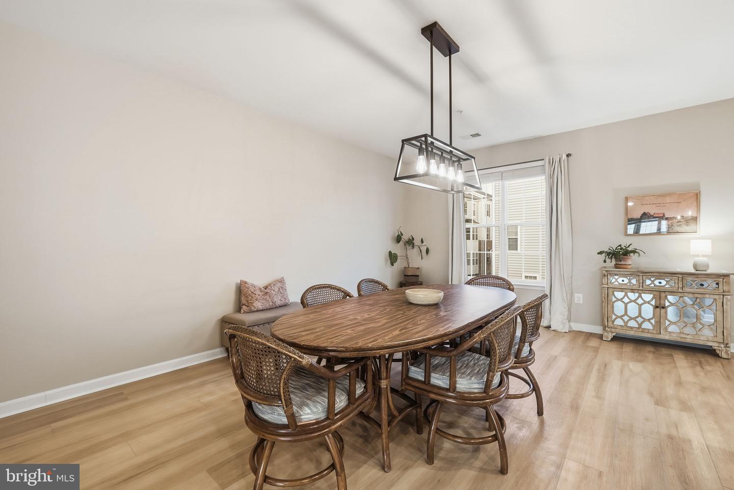 9455 STONEWALL RD, MANASSAS, Virginia 20110, 3 Bedrooms Bedrooms, ,2 BathroomsBathrooms,Residential,For sale,9455 STONEWALL RD,VAMN2010018 MLS # VAMN2010018