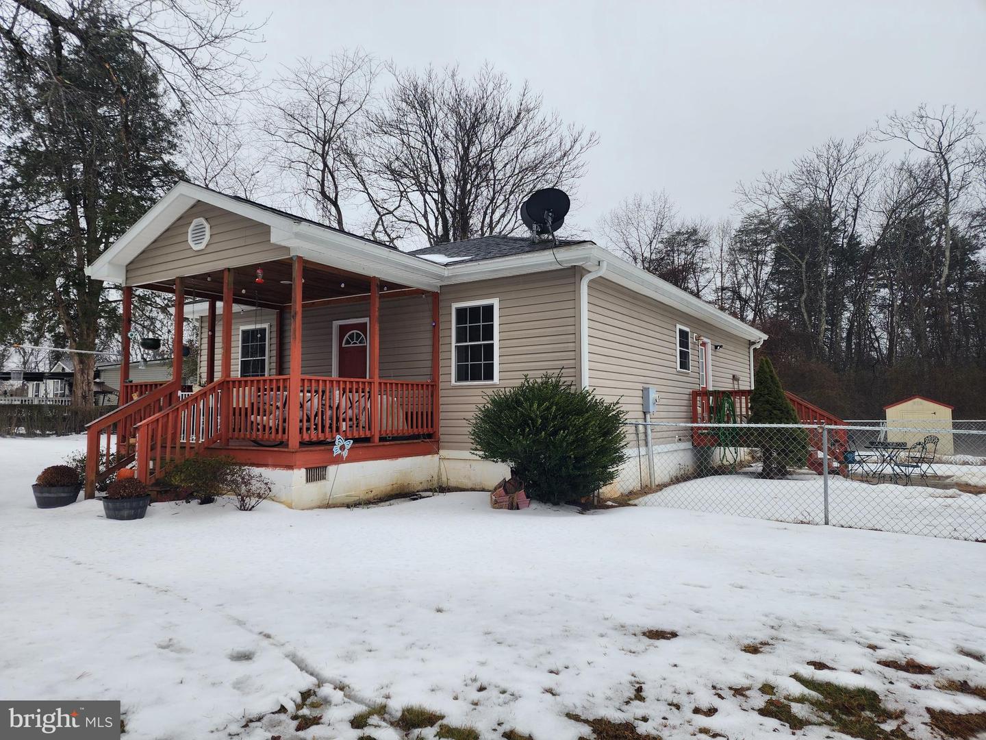 11490 BROWNTOWN RD, GORDONSVILLE, Virginia 22942, 3 Bedrooms Bedrooms, ,2 BathroomsBathrooms,Residential,For sale,11490 BROWNTOWN RD,VAOR2013194 MLS # VAOR2013194