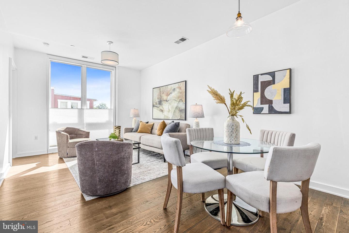 1380 QUINCY ST NW #3E, WASHINGTON, District Of Columbia 20011, 2 Bedrooms Bedrooms, ,2 BathroomsBathrooms,Residential,For sale,1380 QUINCY ST NW #3E,DCDC2243268 MLS # DCDC2243268 1380 QUINCY ST NW #3E, WASHINGTON, District Of Columbia 20011, 2 Bedrooms Bedrooms, ,2 BathroomsBathrooms,Residential,For sale,1380 QUINCY ST NW #3E,DCDC2243268 MLS # DCDC2243268