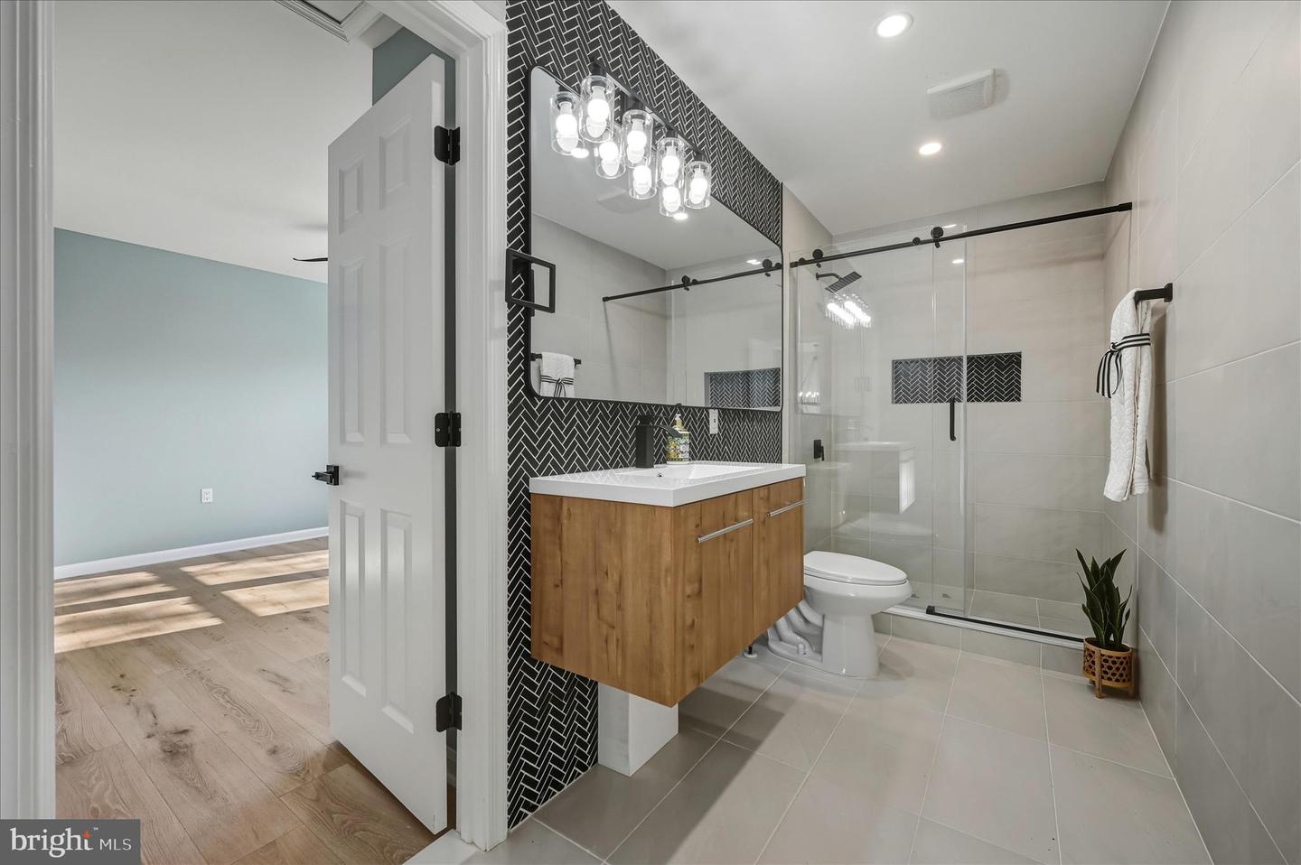 110 ELAINE DR, WINCHESTER, Virginia 22602, 3 Bedrooms Bedrooms, ,2 BathroomsBathrooms,Residential,For sale,110 ELAINE DR,VAFV2039216 MLS # VAFV2039216