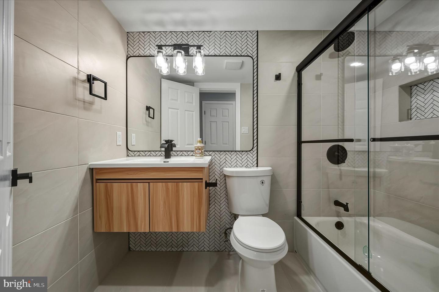 110 ELAINE DR, WINCHESTER, Virginia 22602, 3 Bedrooms Bedrooms, ,2 BathroomsBathrooms,Residential,For sale,110 ELAINE DR,VAFV2039216 MLS # VAFV2039216