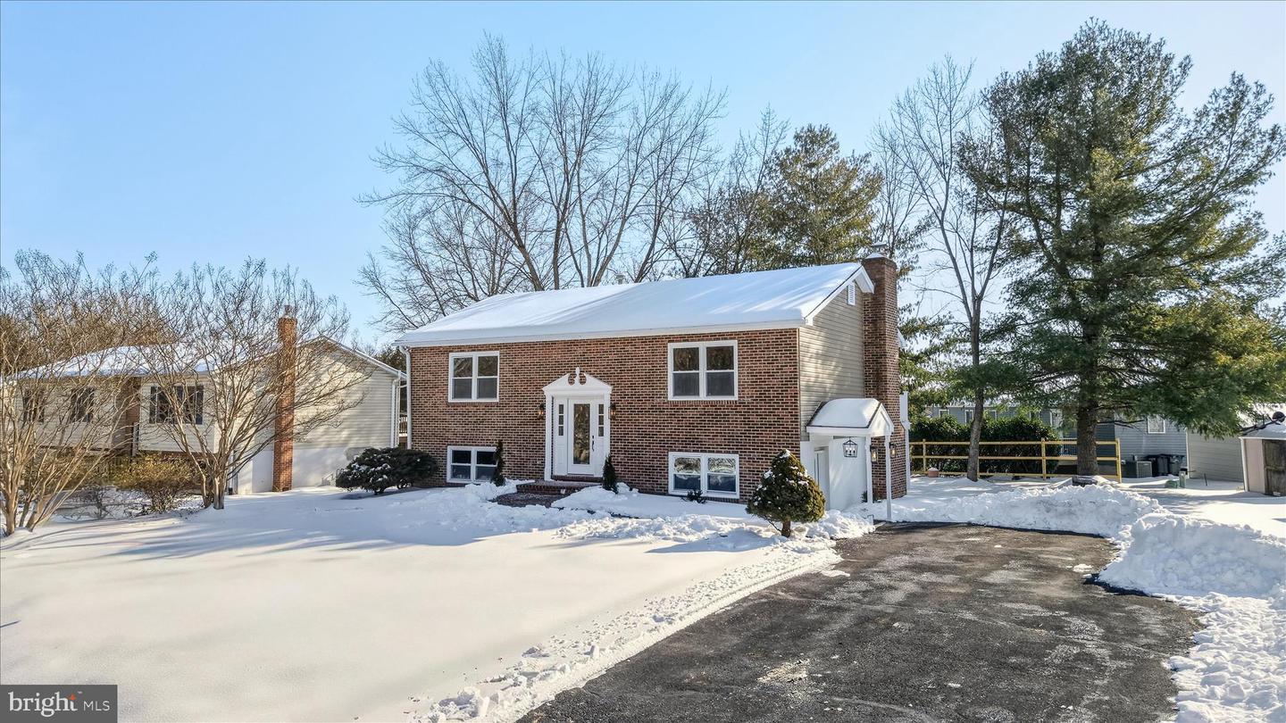 110 ELAINE DR, WINCHESTER, Virginia 22602, 3 Bedrooms Bedrooms, ,2 BathroomsBathrooms,Residential,For sale,110 ELAINE DR,VAFV2039216 MLS # VAFV2039216