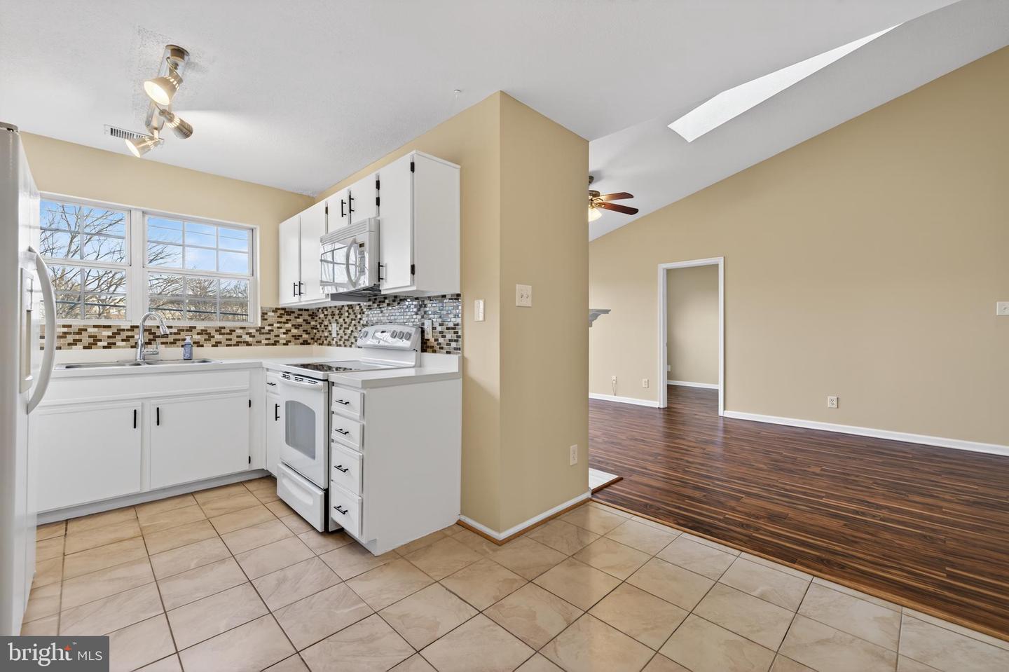 1111 HUNTMASTER TER NE #301, LEESBURG, Virginia 20176, 3 Bedrooms Bedrooms, ,2 BathroomsBathrooms,Residential,For sale,1111 HUNTMASTER TER NE #301,VALO2114720 MLS # VALO2114720 1111 HUNTMASTER TER NE #301, LEESBURG, Virginia 20176, 3 Bedrooms Bedrooms, ,2 BathroomsBathrooms,Residential,For sale,1111 HUNTMASTER TER NE #301,VALO2114720 MLS # VALO2114720