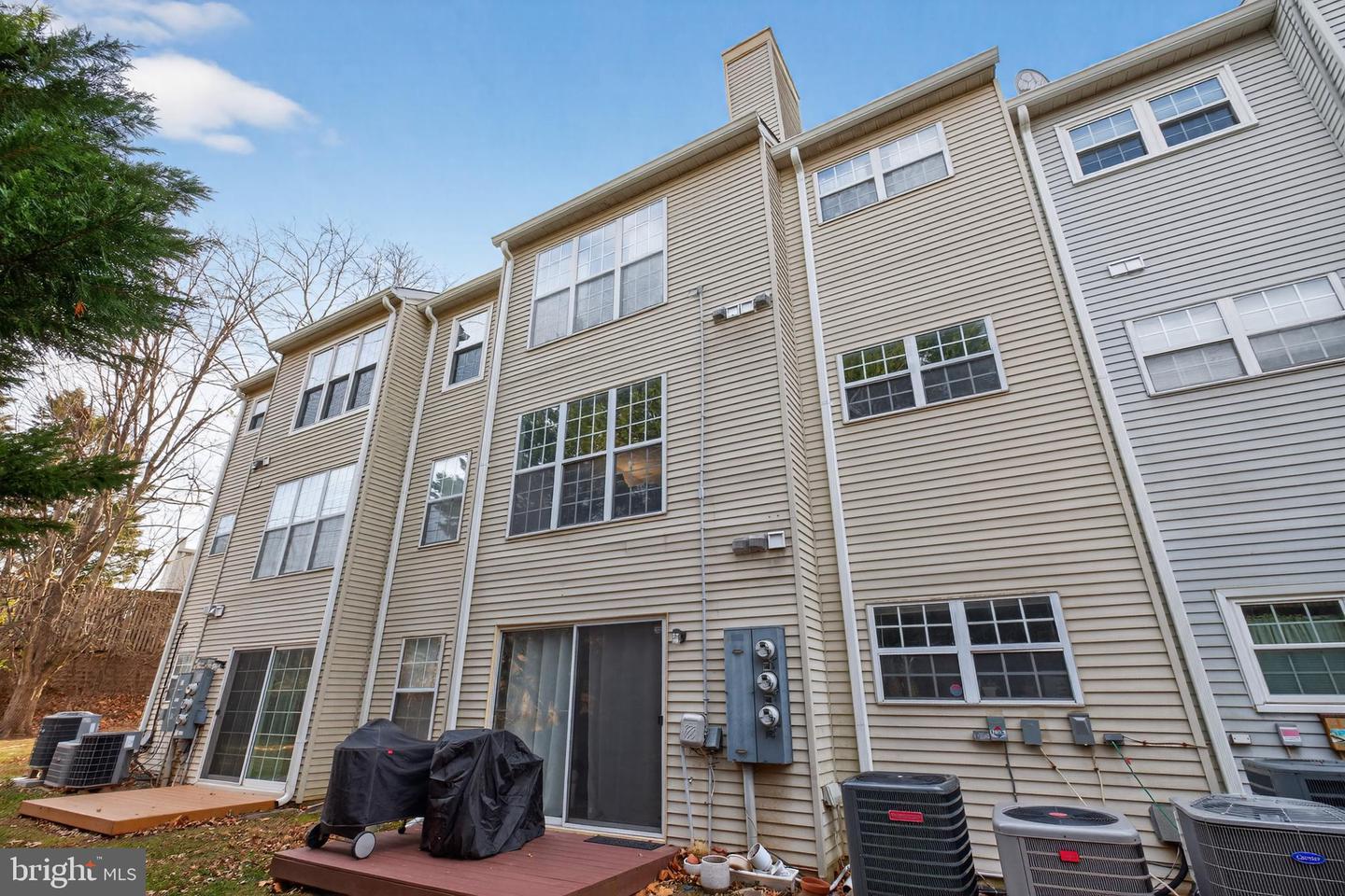1111 HUNTMASTER TER NE #301, LEESBURG, Virginia 20176, 3 Bedrooms Bedrooms, ,2 BathroomsBathrooms,Residential,For sale,1111 HUNTMASTER TER NE #301,VALO2114720 MLS # VALO2114720 1111 HUNTMASTER TER NE #301, LEESBURG, Virginia 20176, 3 Bedrooms Bedrooms, ,2 BathroomsBathrooms,Residential,For sale,1111 HUNTMASTER TER NE #301,VALO2114720 MLS # VALO2114720