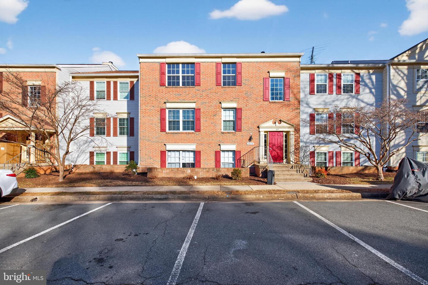 1111 HUNTMASTER TER NE #301, LEESBURG, Virginia 20176, 3 Bedrooms Bedrooms, ,2 BathroomsBathrooms,Residential,For sale,1111 HUNTMASTER TER NE #301,VALO2114720 MLS # VALO2114720 1111 HUNTMASTER TER NE #301, LEESBURG, Virginia 20176, 3 Bedrooms Bedrooms, ,2 BathroomsBathrooms,Residential,For sale,1111 HUNTMASTER TER NE #301,VALO2114720 MLS # VALO2114720