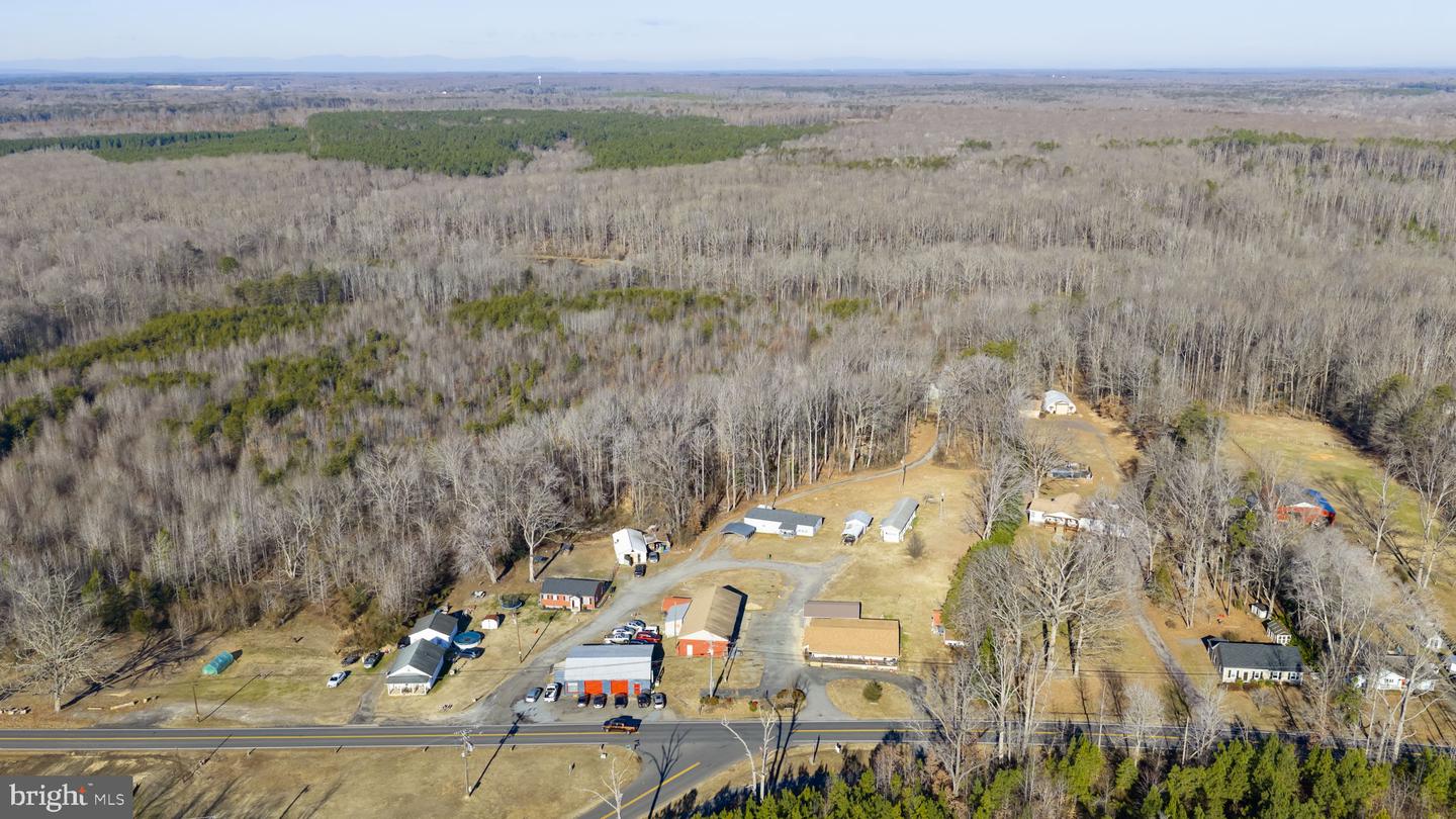 11200 CATHARPIN RD, SPOTSYLVANIA, Virginia 22553, 8 Bedrooms Bedrooms, ,5 BathroomsBathrooms,Residential,For sale,11200 CATHARPIN RD,VASP2038888 MLS # VASP2038888