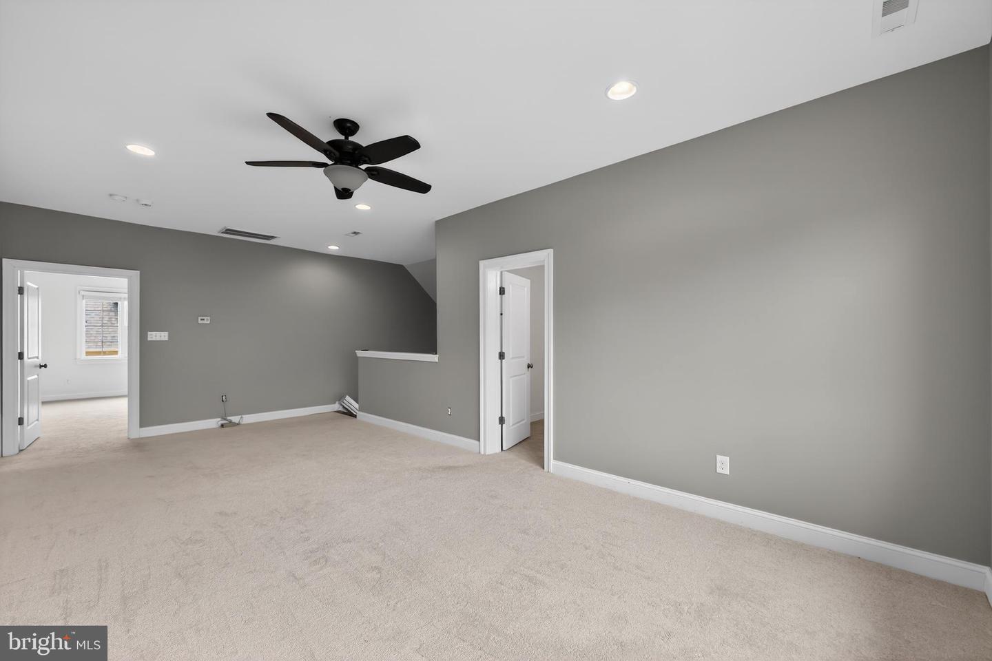 5160 FARMOUNT TER #16, GLEN ALLEN, Virginia 23059, 3 Bedrooms Bedrooms, ,3 BathroomsBathrooms,Residential,For sale,5160 FARMOUNT TER #16,VAHN2001158 MLS # VAHN2001158