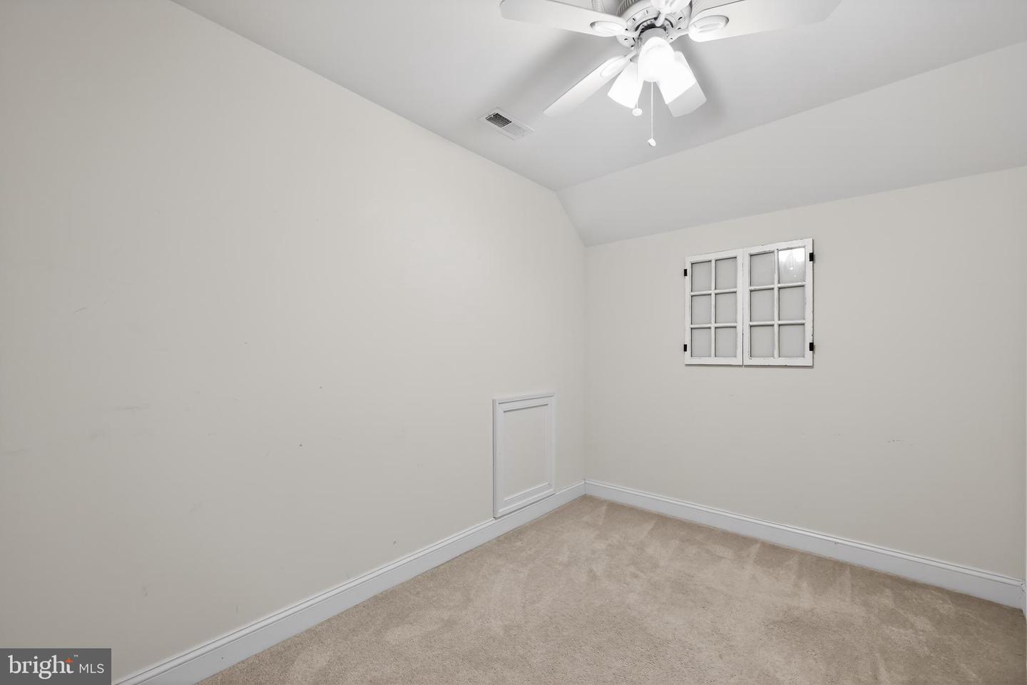 5160 FARMOUNT TER #16, GLEN ALLEN, Virginia 23059, 3 Bedrooms Bedrooms, ,3 BathroomsBathrooms,Residential,For sale,5160 FARMOUNT TER #16,VAHN2001158 MLS # VAHN2001158