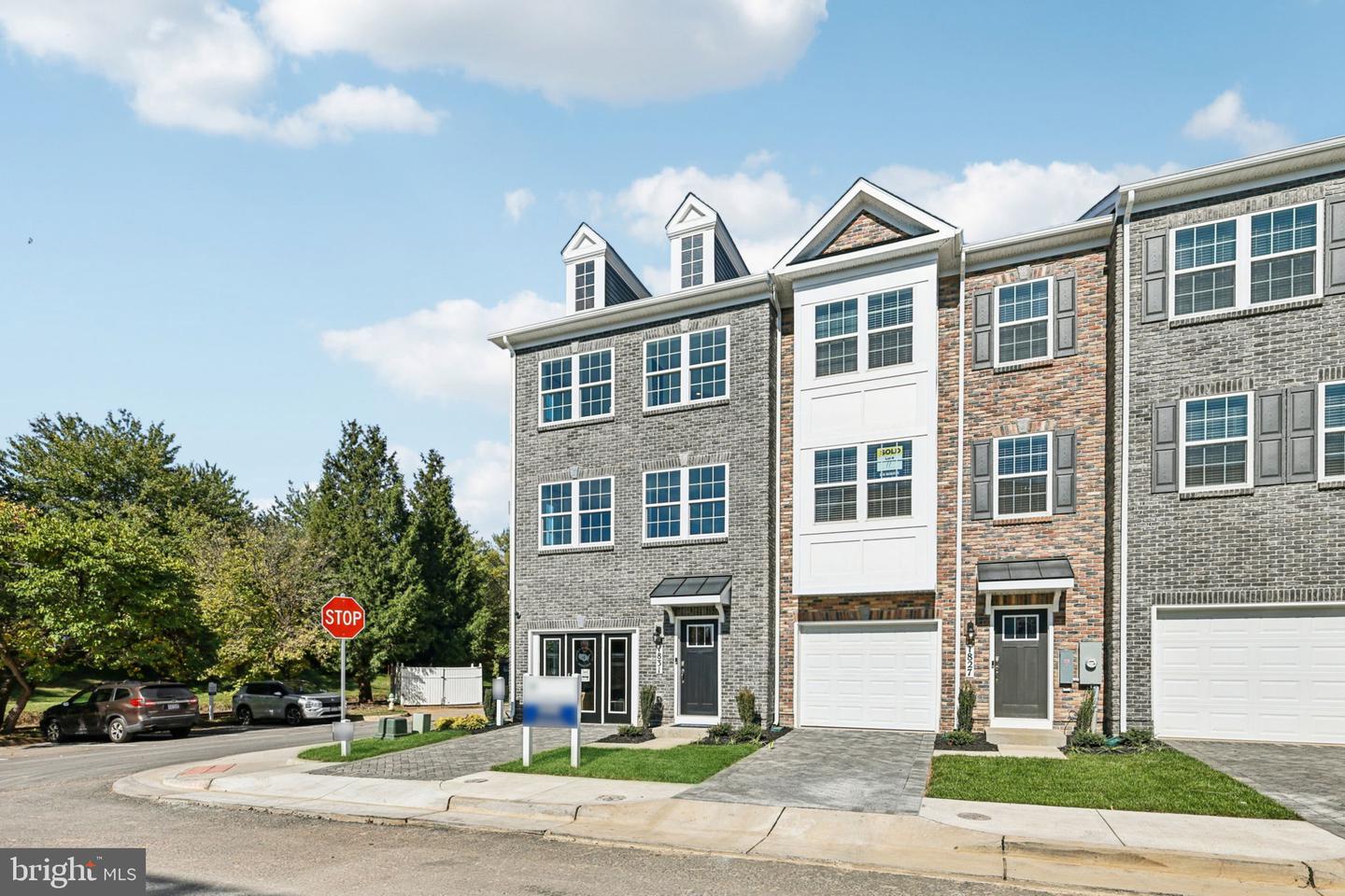 1806 BLYTHE WAY, WINCHESTER, Virginia 22601, 4 Bedrooms Bedrooms, ,3 BathroomsBathrooms,Residential,For sale,1806 BLYTHE WAY,VAWI2009856 MLS # VAWI2009856