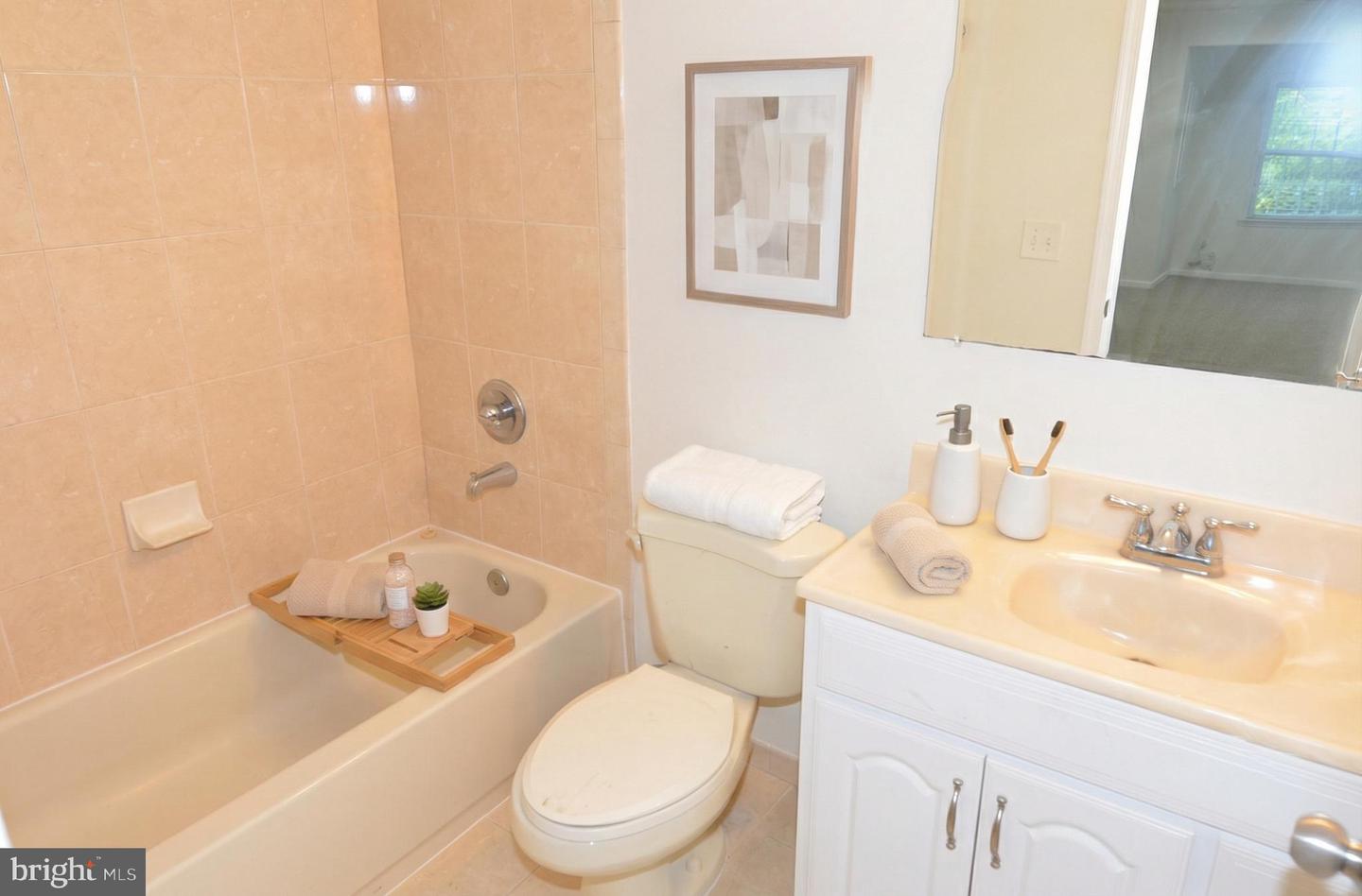 5636 ARROWFIELD TER, HAYMARKET, Virginia 20169, 4 Bedrooms Bedrooms, ,3 BathroomsBathrooms,Residential,For sale,5636 ARROWFIELD TER,VAPW2111370 MLS # VAPW2111370 5636 ARROWFIELD TER, HAYMARKET, Virginia 20169, 4 Bedrooms Bedrooms, ,3 BathroomsBathrooms,Residential,For sale,5636 ARROWFIELD TER,VAPW2111370 MLS # VAPW2111370