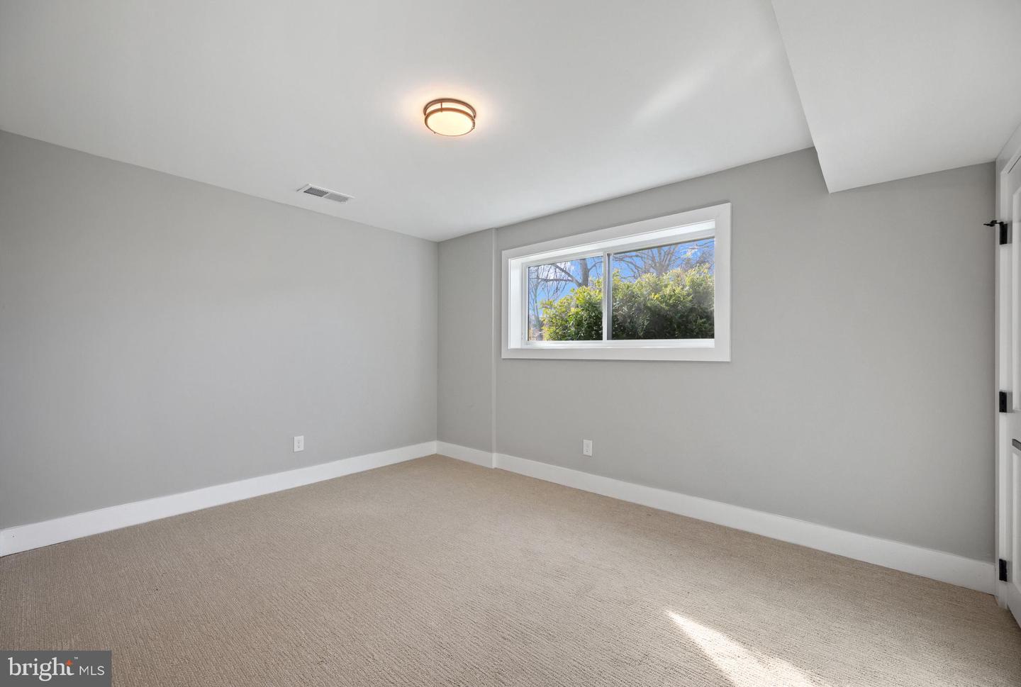 5345 ECHOLS AVE, ALEXANDRIA, Virginia 22311, 5 Bedrooms Bedrooms, ,3 BathroomsBathrooms,Residential,For sale,5345 ECHOLS AVE,VAAX2053570 MLS # VAAX2053570 5345 ECHOLS AVE, ALEXANDRIA, Virginia 22311, 5 Bedrooms Bedrooms, ,3 BathroomsBathrooms,Residential,For sale,5345 ECHOLS AVE,VAAX2053570 MLS # VAAX2053570