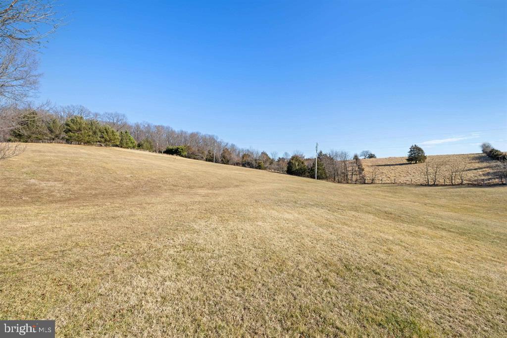 147 BON LEA DR, STAUNTON, Virginia 24401, 3 Bedrooms Bedrooms, ,2 BathroomsBathrooms,Residential,For sale,147 BON LEA DR,VAAG2002732 MLS # VAAG2002732