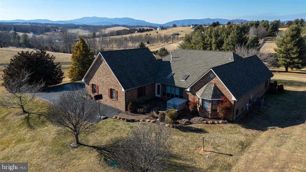 147 BON LEA DR, STAUNTON, Virginia 24401, 3 Bedrooms Bedrooms, ,2 BathroomsBathrooms,Residential,For sale,147 BON LEA DR,VAAG2002732 MLS # VAAG2002732