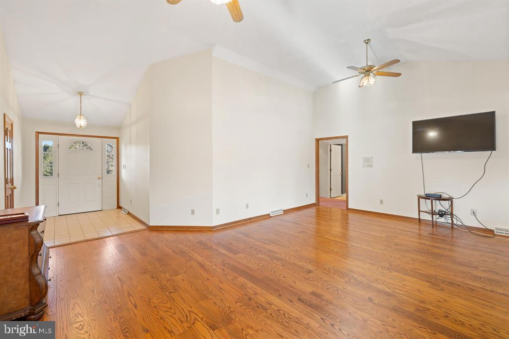 147 BON LEA DR, STAUNTON, Virginia 24401, 3 Bedrooms Bedrooms, ,2 BathroomsBathrooms,Residential,For sale,147 BON LEA DR,VAAG2002732 MLS # VAAG2002732