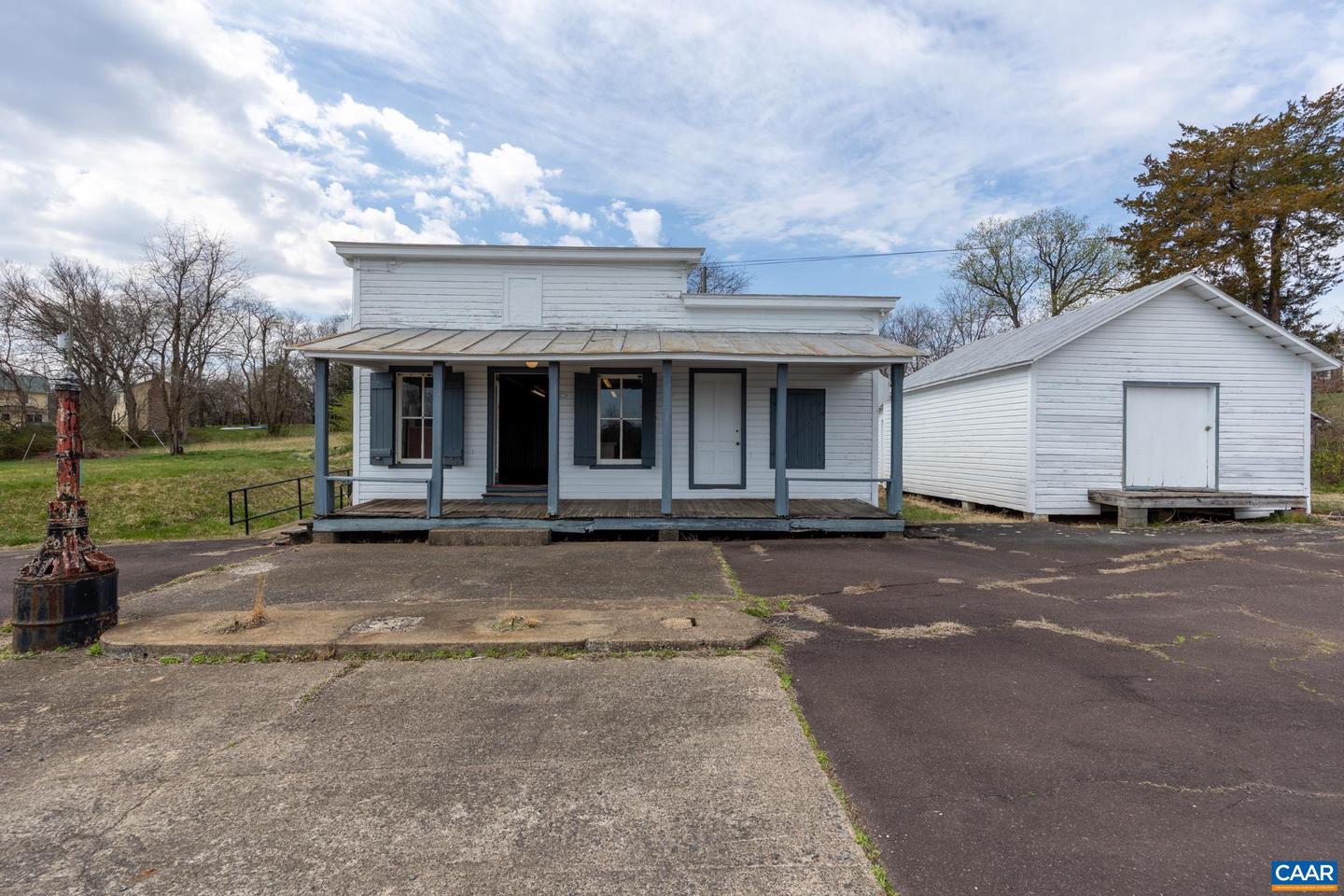 242 MADISON MILLS LN, ORANGE, Virginia 22960, 4 Bedrooms Bedrooms, ,3 BathroomsBathrooms,Residential,For sale,242 MADISON MILLS LN,672848 MLS # 672848 242 MADISON MILLS LN, ORANGE, Virginia 22960, 4 Bedrooms Bedrooms, ,3 BathroomsBathrooms,Residential,For sale,242 MADISON MILLS LN,672848 MLS # 672848