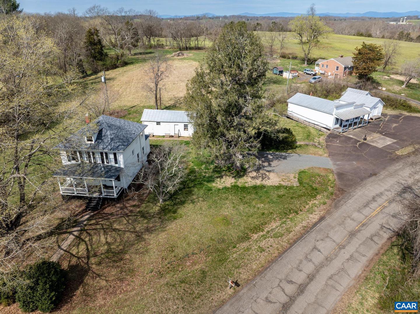 242 MADISON MILLS LN, ORANGE, Virginia 22960, 4 Bedrooms Bedrooms, ,3 BathroomsBathrooms,Residential,For sale,242 MADISON MILLS LN,672848 MLS # 672848 242 MADISON MILLS LN, ORANGE, Virginia 22960, 4 Bedrooms Bedrooms, ,3 BathroomsBathrooms,Residential,For sale,242 MADISON MILLS LN,672848 MLS # 672848