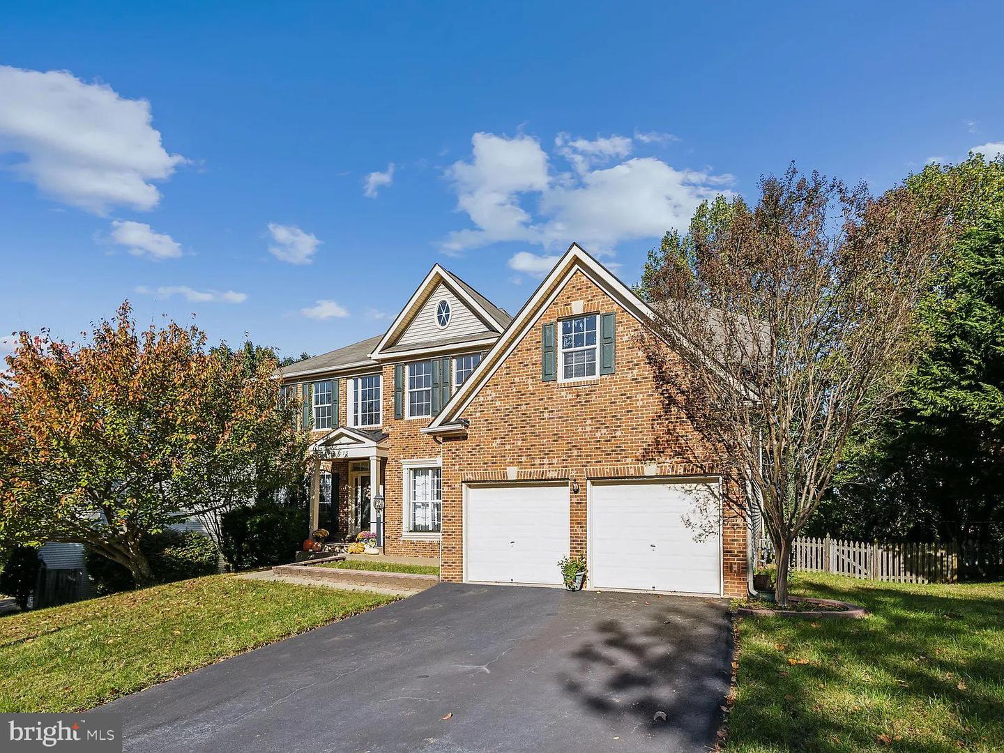 173 AUTUMN WIND CT, WARRENTON, Virginia 20186, 7 Bedrooms Bedrooms, 11 Rooms Rooms,5 BathroomsBathrooms,Residential,For sale,173 AUTUMN WIND CT,VAFQ2020314 MLS # VAFQ2020314