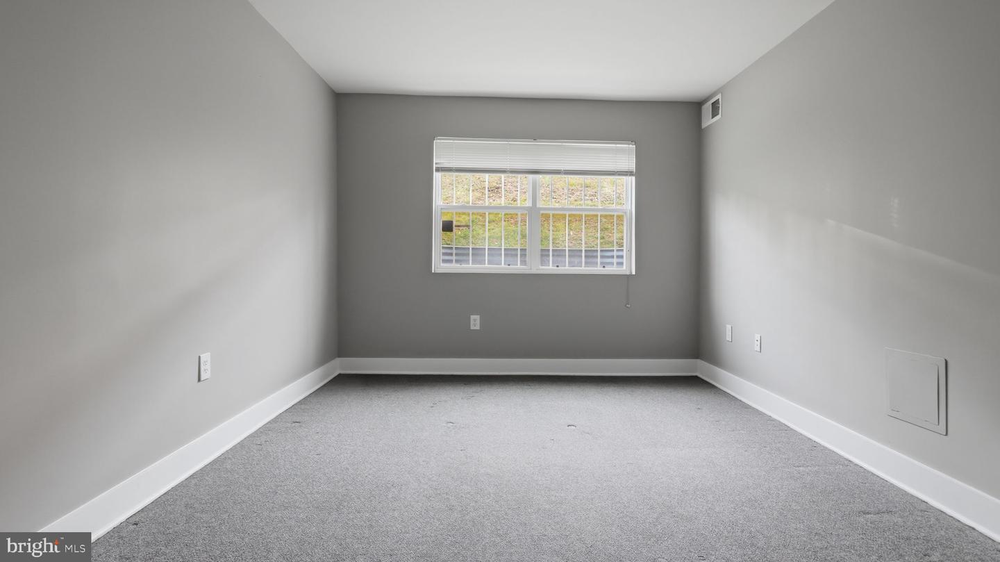 2317 16TH ST SE #102, WASHINGTON, District Of Columbia 20020, 2 Bedrooms Bedrooms, ,1 BathroomBathrooms,Residential,For sale,2317 16TH ST SE #102,DCDC2243560 MLS # DCDC2243560