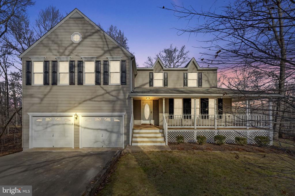 5840 RIDGECREST AVE, WARRENTON, Virginia, 4 Bedrooms Bedrooms, ,3 BathroomsBathrooms,Residential,5840 RIDGECREST AVE,VAFQ2019326 MLS # VAFQ2019326 5840 RIDGECREST AVE, WARRENTON, Virginia, 4 Bedrooms Bedrooms, ,3 BathroomsBathrooms,Residential,5840 RIDGECREST AVE,VAFQ2019326 MLS # VAFQ2019326