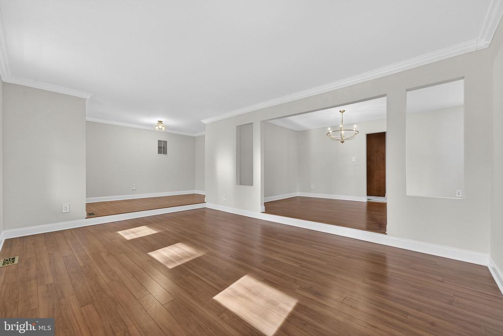 5840 RIDGECREST AVE, WARRENTON, Virginia, 4 Bedrooms Bedrooms, ,3 BathroomsBathrooms,Residential,5840 RIDGECREST AVE,VAFQ2019326 MLS # VAFQ2019326 5840 RIDGECREST AVE, WARRENTON, Virginia, 4 Bedrooms Bedrooms, ,3 BathroomsBathrooms,Residential,5840 RIDGECREST AVE,VAFQ2019326 MLS # VAFQ2019326