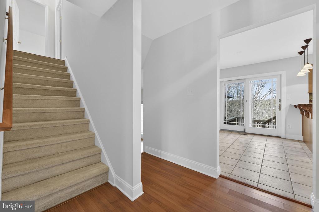 5840 RIDGECREST AVE, WARRENTON, Virginia, 4 Bedrooms Bedrooms, ,3 BathroomsBathrooms,Residential,5840 RIDGECREST AVE,VAFQ2019326 MLS # VAFQ2019326 5840 RIDGECREST AVE, WARRENTON, Virginia, 4 Bedrooms Bedrooms, ,3 BathroomsBathrooms,Residential,5840 RIDGECREST AVE,VAFQ2019326 MLS # VAFQ2019326