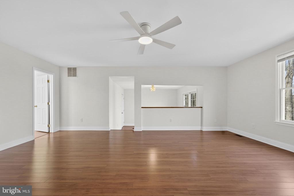 5840 RIDGECREST AVE, WARRENTON, Virginia, 4 Bedrooms Bedrooms, ,3 BathroomsBathrooms,Residential,5840 RIDGECREST AVE,VAFQ2019326 MLS # VAFQ2019326 5840 RIDGECREST AVE, WARRENTON, Virginia, 4 Bedrooms Bedrooms, ,3 BathroomsBathrooms,Residential,5840 RIDGECREST AVE,VAFQ2019326 MLS # VAFQ2019326