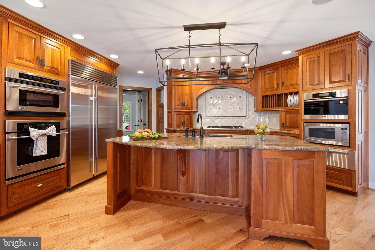 2303 BREAM DR, MIDLOTHIAN, Virginia 23113, 6 Bedrooms Bedrooms, 18 Rooms Rooms,6 BathroomsBathrooms,Residential,For sale,2303 BREAM DR,VACF2001112 MLS # VACF2001112