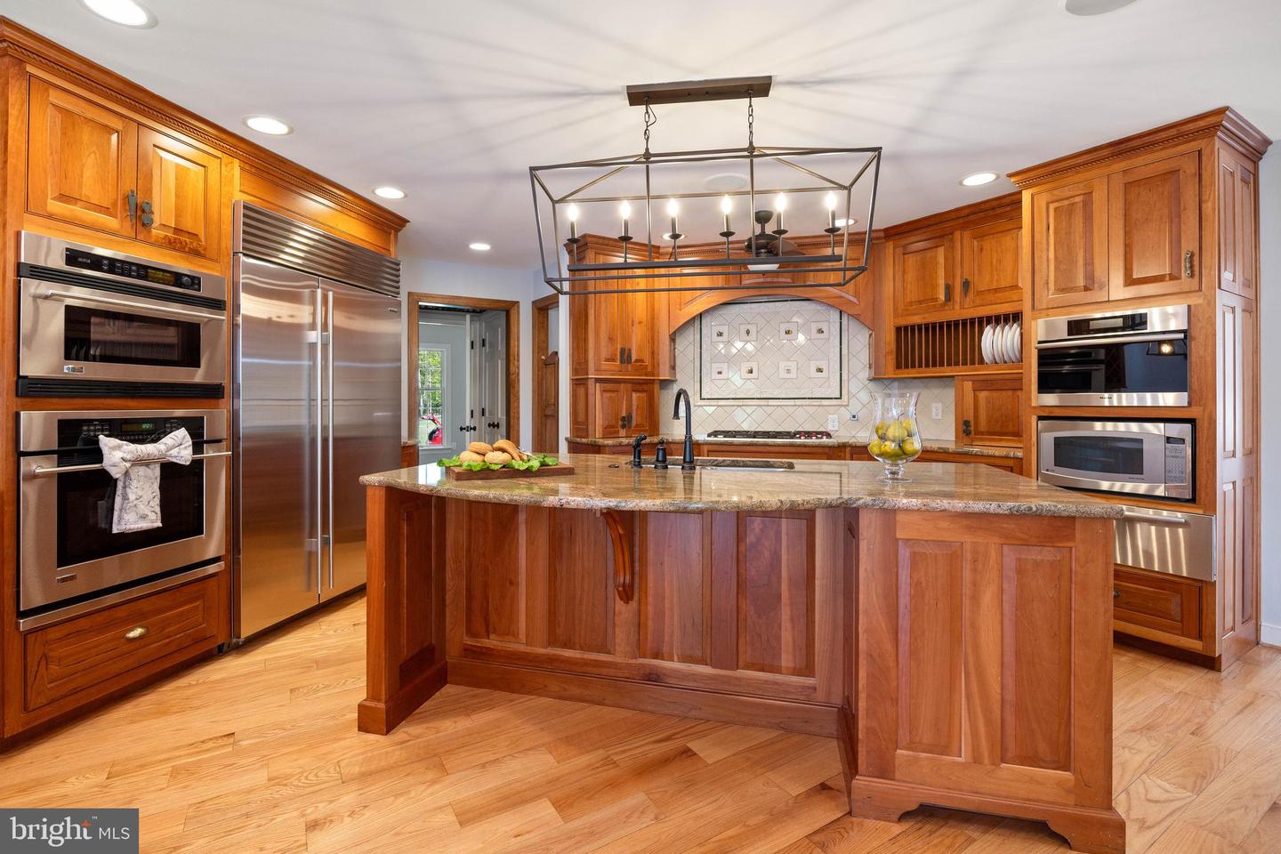 2303 BREAM DR, MIDLOTHIAN, Virginia 23113, 6 Bedrooms Bedrooms, 18 Rooms Rooms,6 BathroomsBathrooms,Residential,For sale,2303 BREAM DR,VACF2001112 MLS # VACF2001112