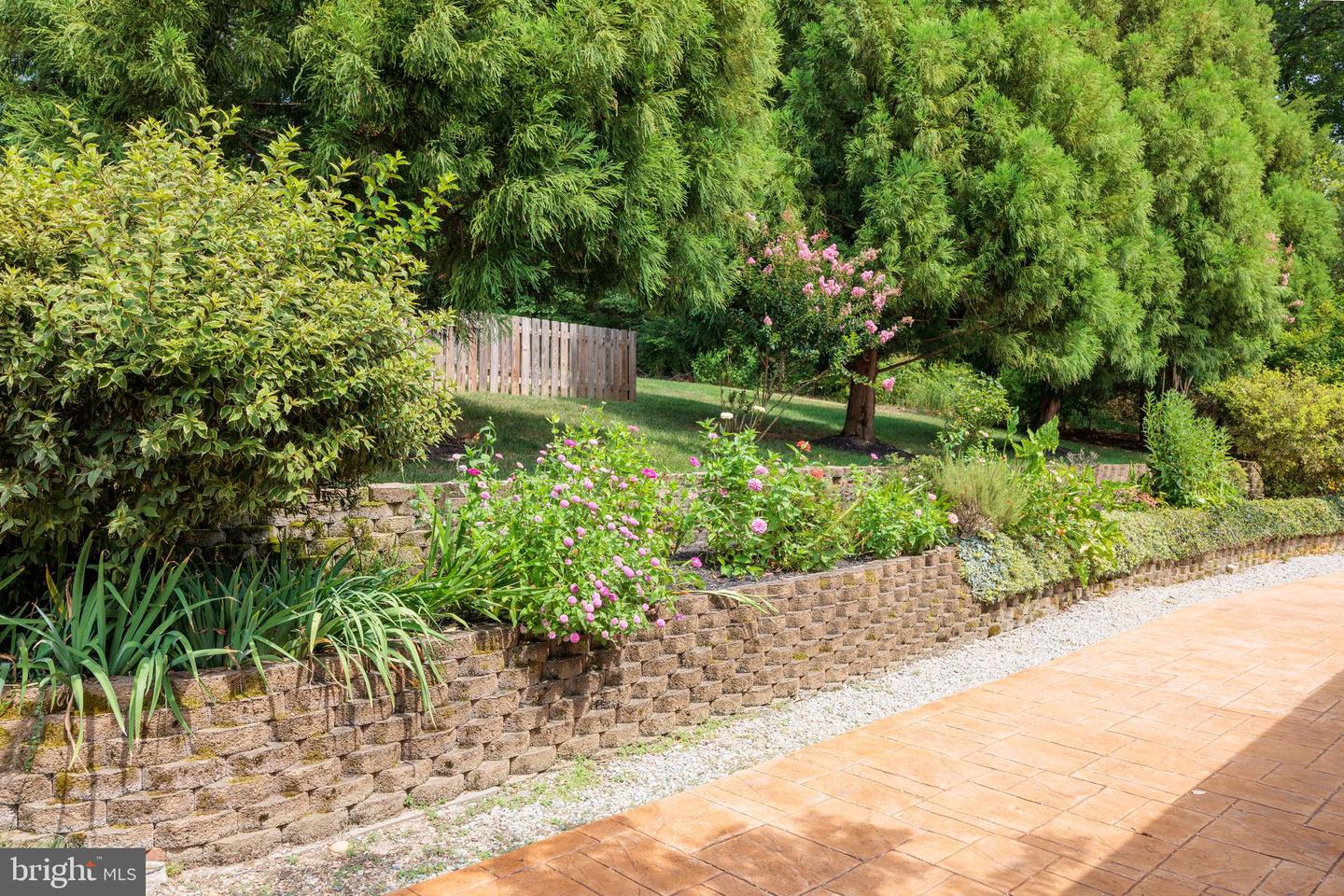 2303 BREAM DR, MIDLOTHIAN, Virginia 23113, 6 Bedrooms Bedrooms, 18 Rooms Rooms,6 BathroomsBathrooms,Residential,For sale,2303 BREAM DR,VACF2001112 MLS # VACF2001112