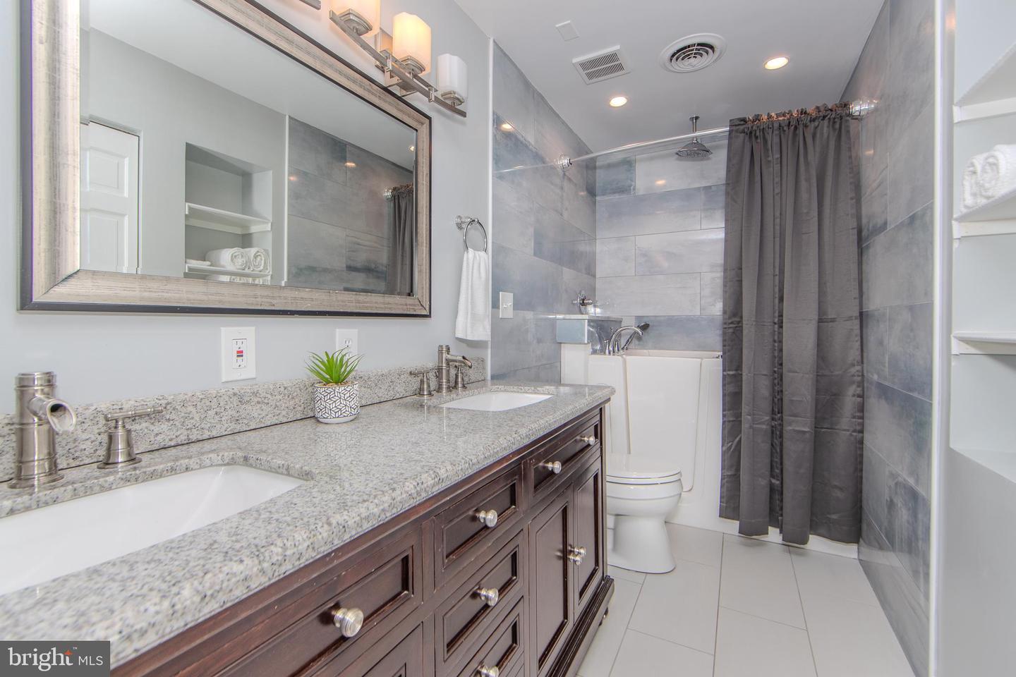 2303 BREAM DR, MIDLOTHIAN, Virginia 23113, 6 Bedrooms Bedrooms, 18 Rooms Rooms,6 BathroomsBathrooms,Residential,For sale,2303 BREAM DR,VACF2001112 MLS # VACF2001112