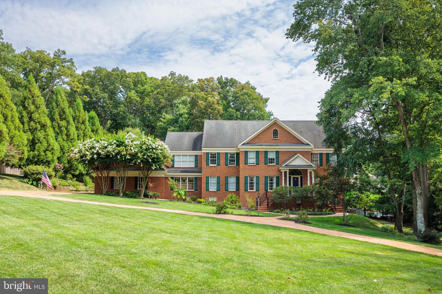 2303 BREAM DR, MIDLOTHIAN, Virginia 23113, 6 Bedrooms Bedrooms, 18 Rooms Rooms,6 BathroomsBathrooms,Residential,For sale,2303 BREAM DR,VACF2001112 MLS # VACF2001112