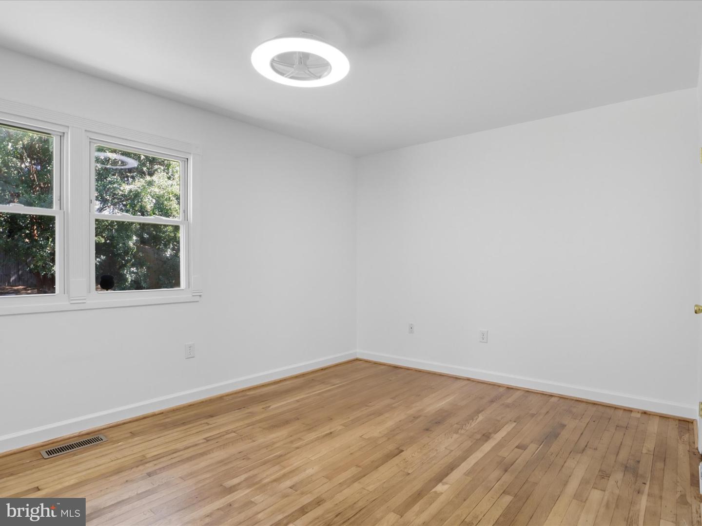 13203 HADDOCK RD, WOODBRIDGE, Virginia 22193, 3 Bedrooms Bedrooms, ,1 BathroomBathrooms,Residential,For sale,13203 HADDOCK RD,VAPW2104608 MLS # VAPW2104608