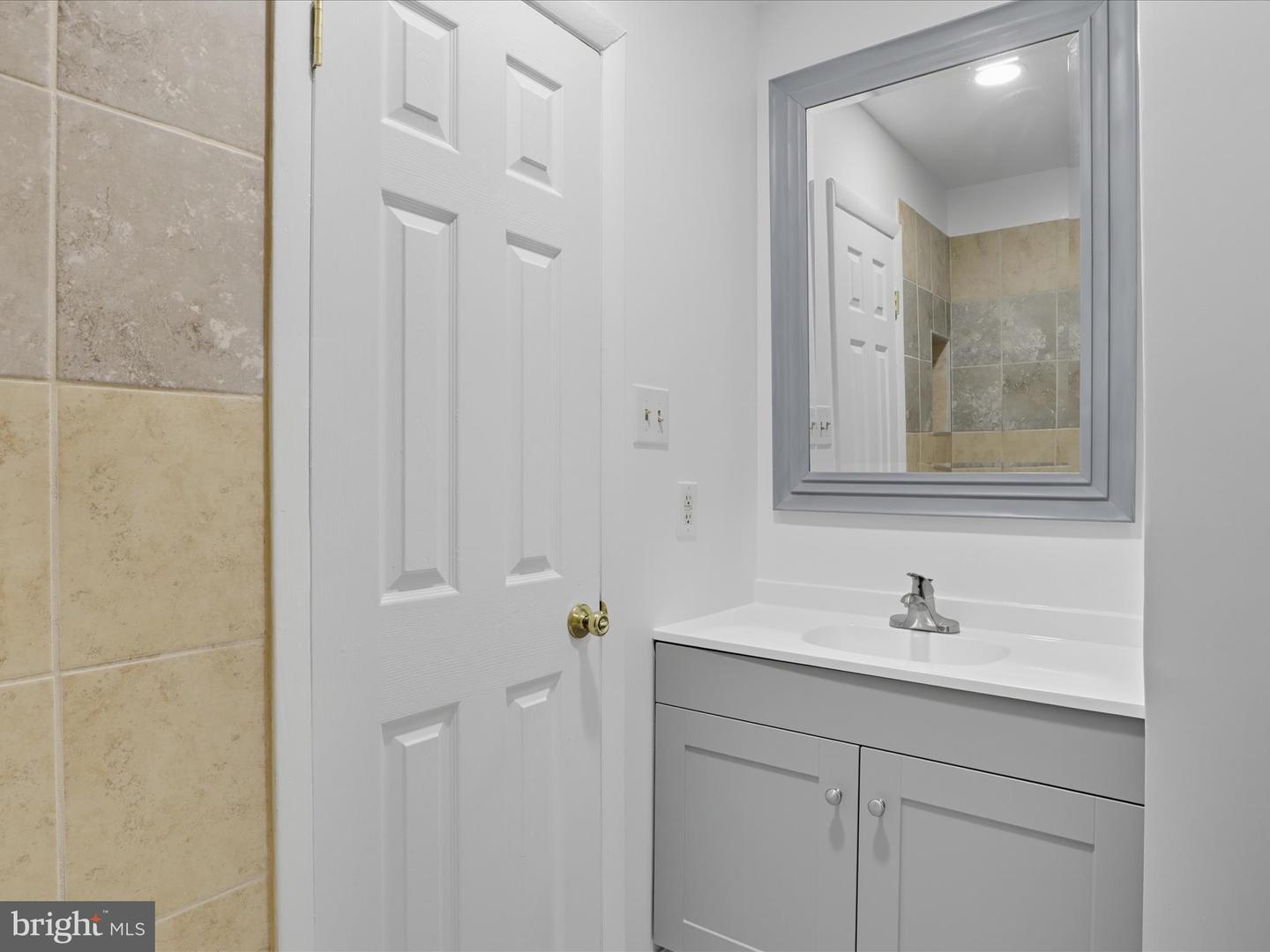 13203 HADDOCK RD, WOODBRIDGE, Virginia 22193, 3 Bedrooms Bedrooms, ,1 BathroomBathrooms,Residential,For sale,13203 HADDOCK RD,VAPW2104608 MLS # VAPW2104608