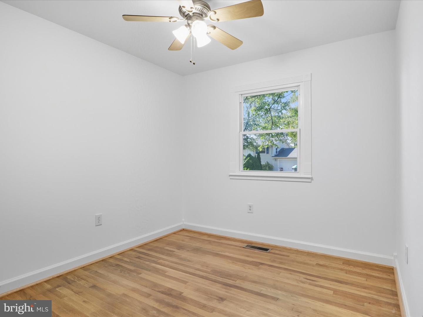 13203 HADDOCK RD, WOODBRIDGE, Virginia 22193, 3 Bedrooms Bedrooms, ,1 BathroomBathrooms,Residential,For sale,13203 HADDOCK RD,VAPW2104608 MLS # VAPW2104608