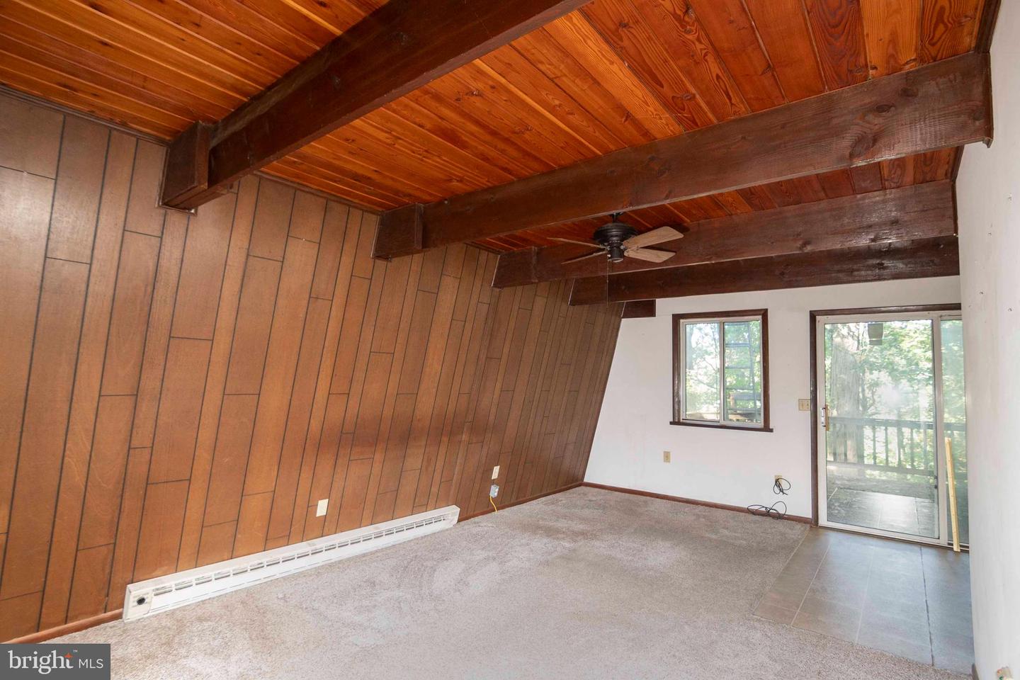 458 HOBBS KNOB RD, FRONT ROYAL, Virginia 22630, 3 Bedrooms Bedrooms, ,2 BathroomsBathrooms,Residential,For sale,458 HOBBS KNOB RD,VAWR2012510 MLS # VAWR2012510